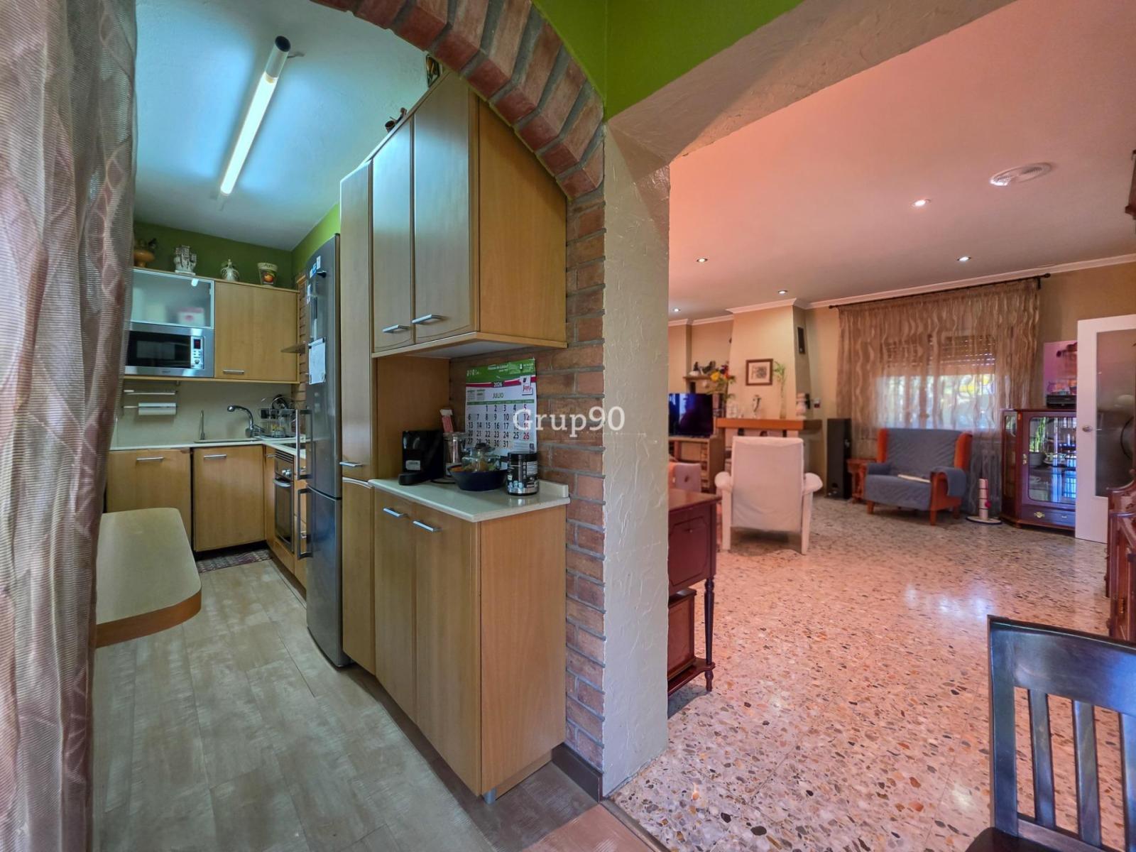 Chalet for Sale in Lleida
