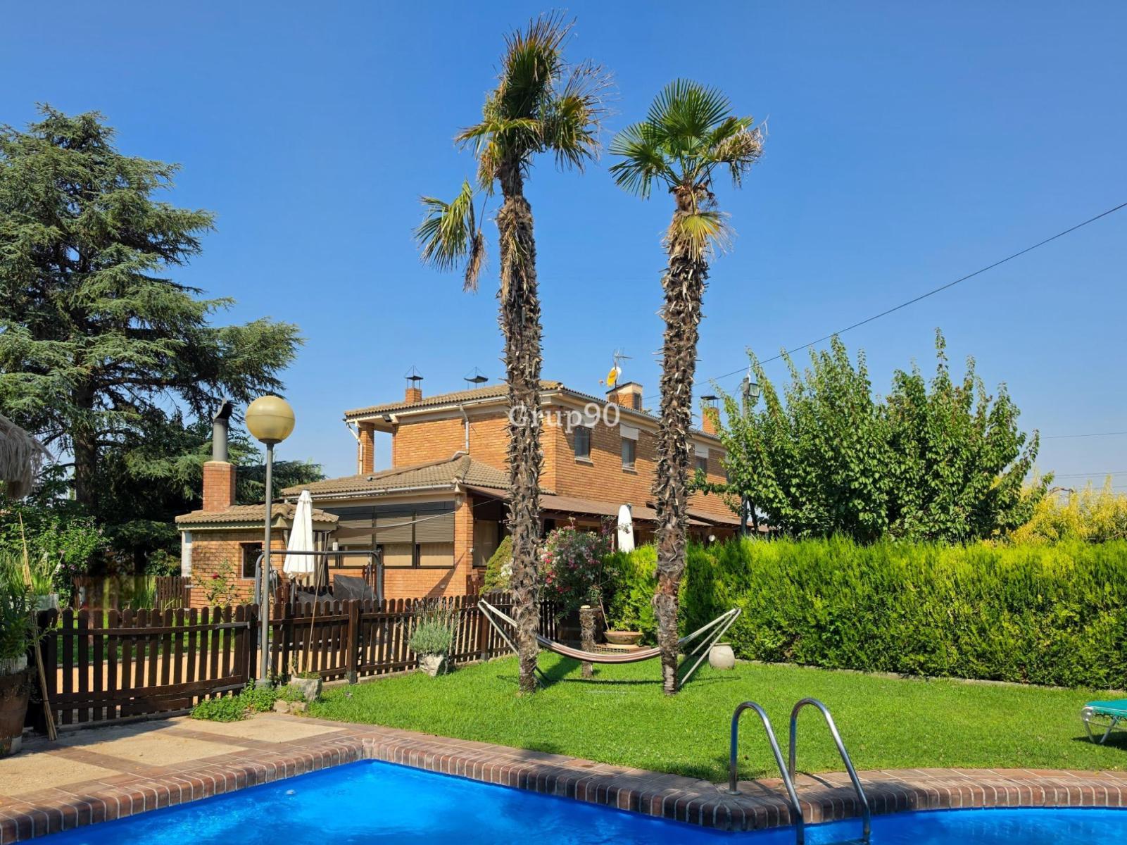 Chalet for Sale in Lleida