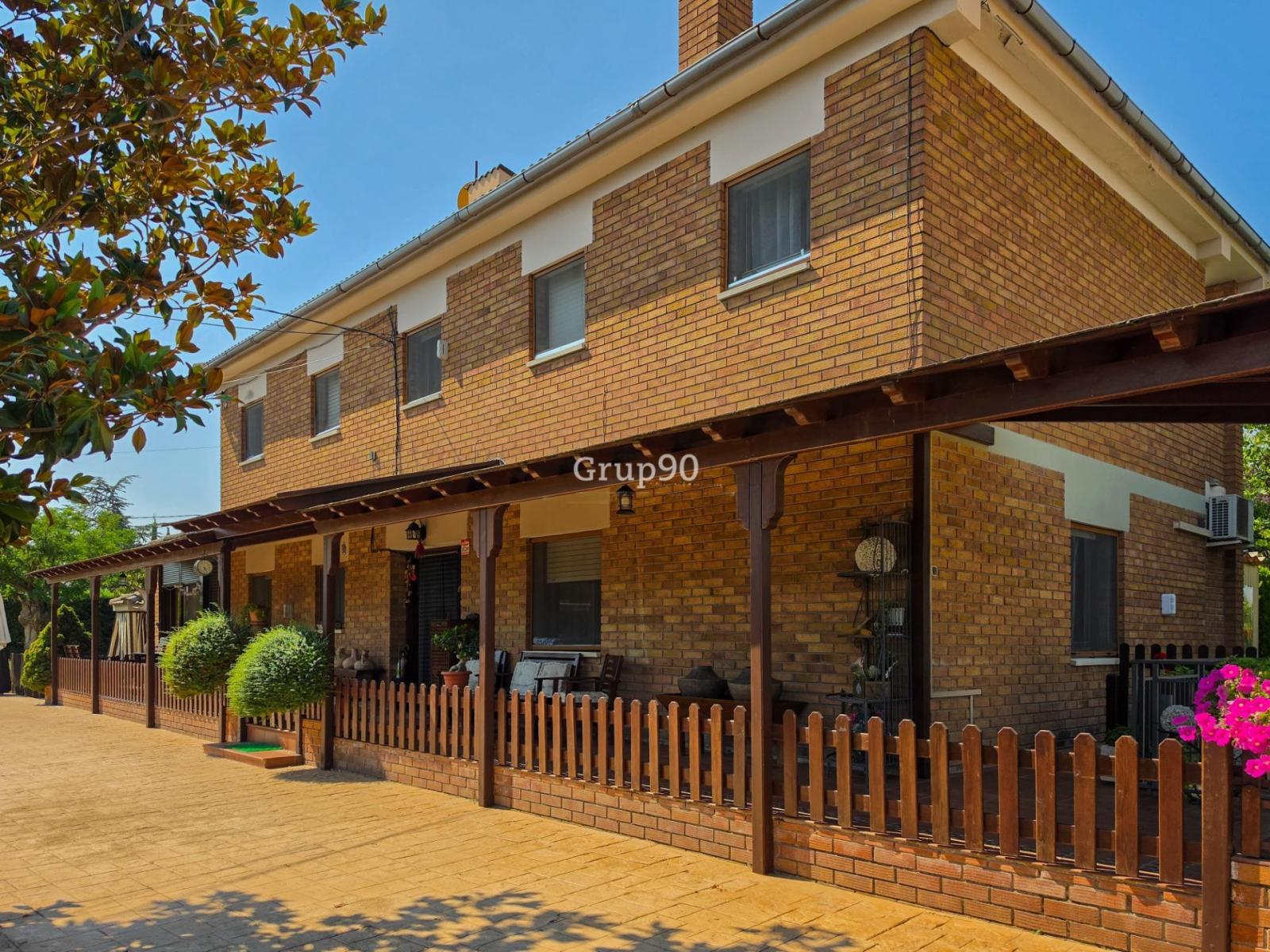 Chalet for Sale in Lleida