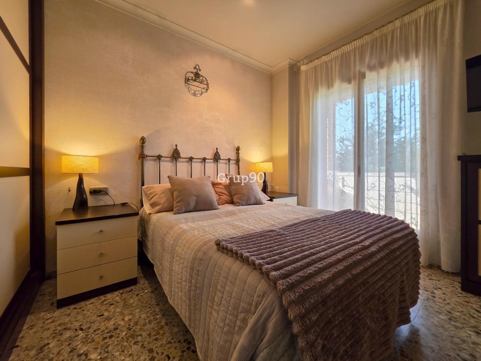Chalet for Sale in Lleida