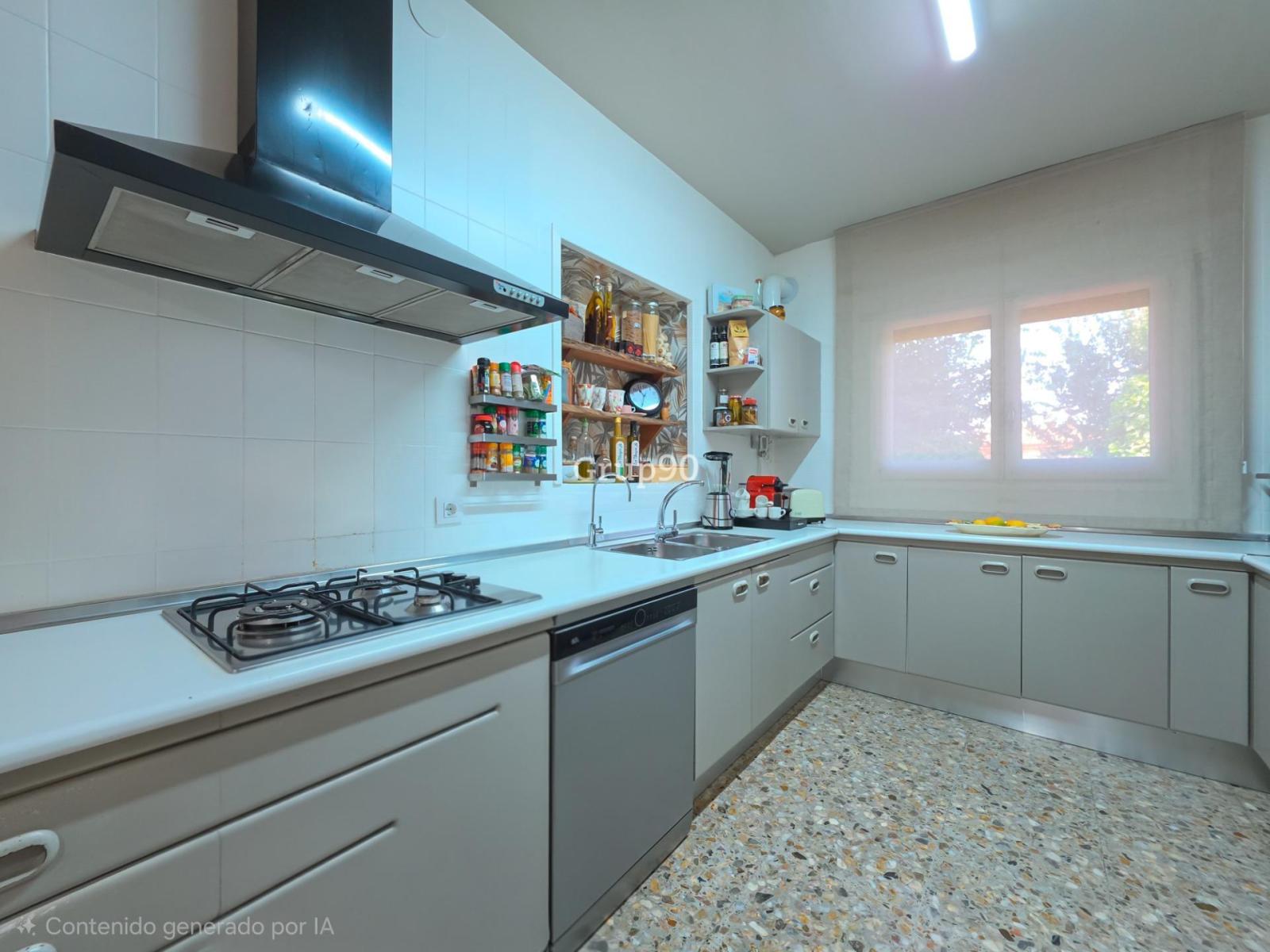 Chalet for Sale in Lleida