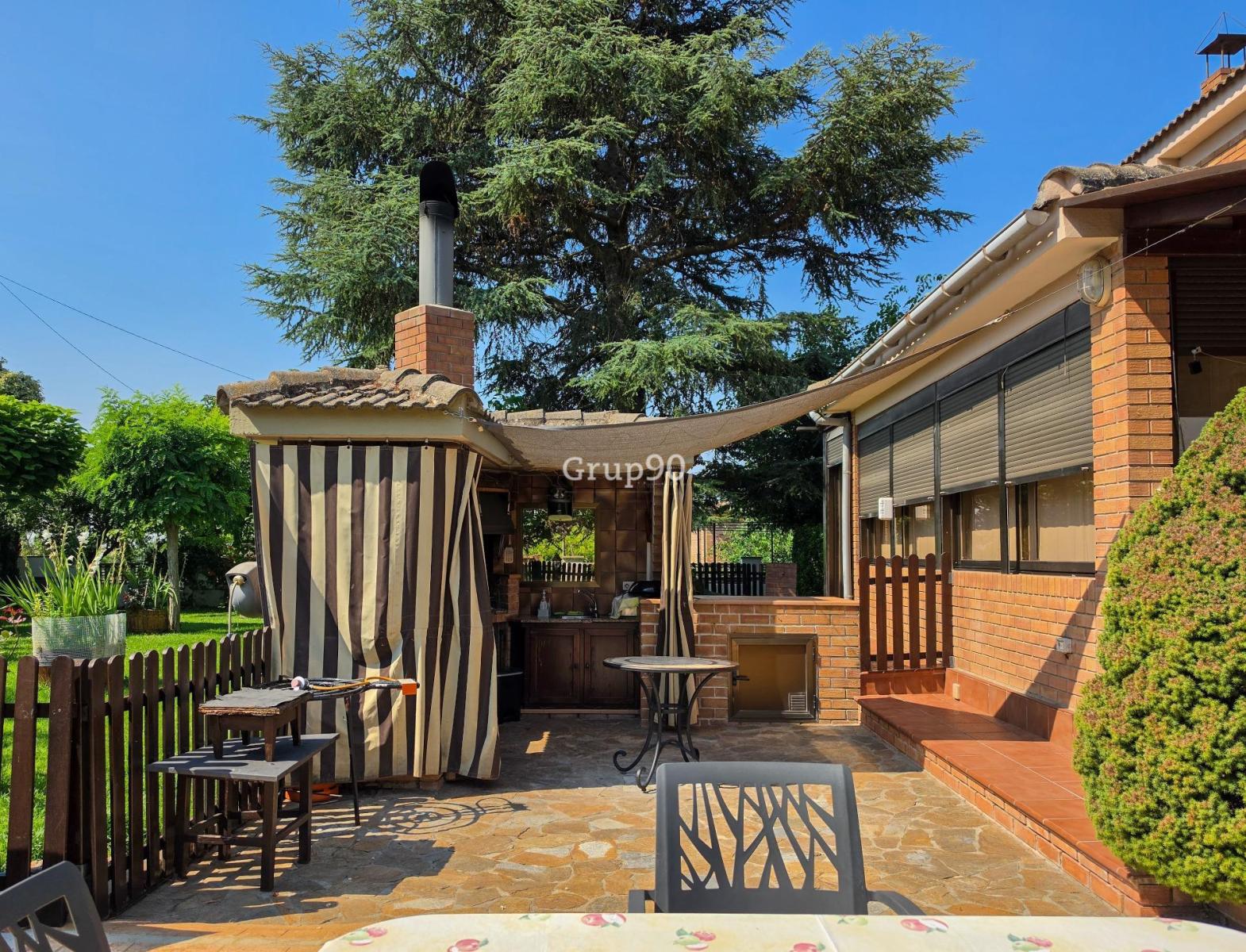 Chalet for Sale in Lleida