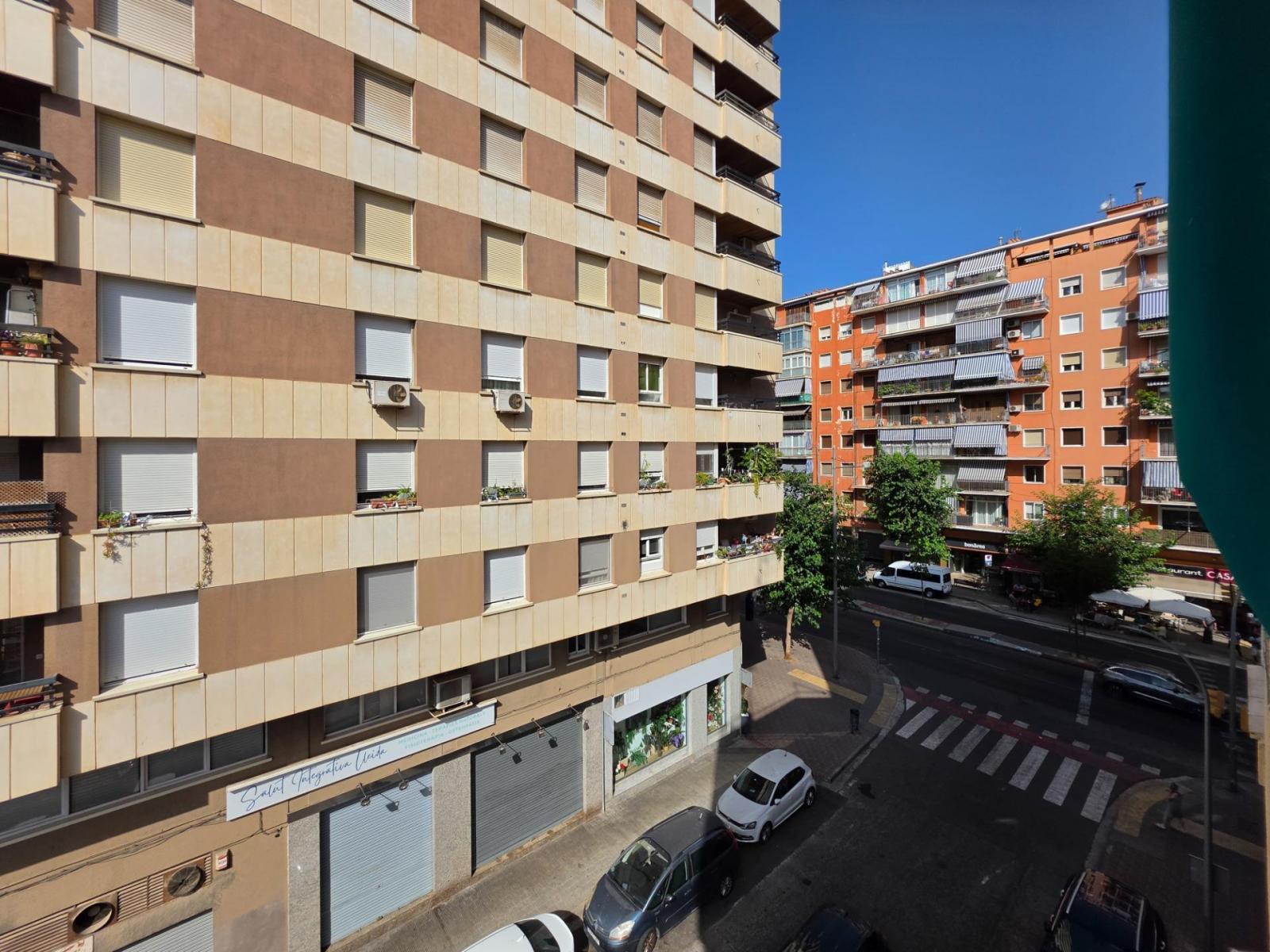 Flat for Sale in Lleida