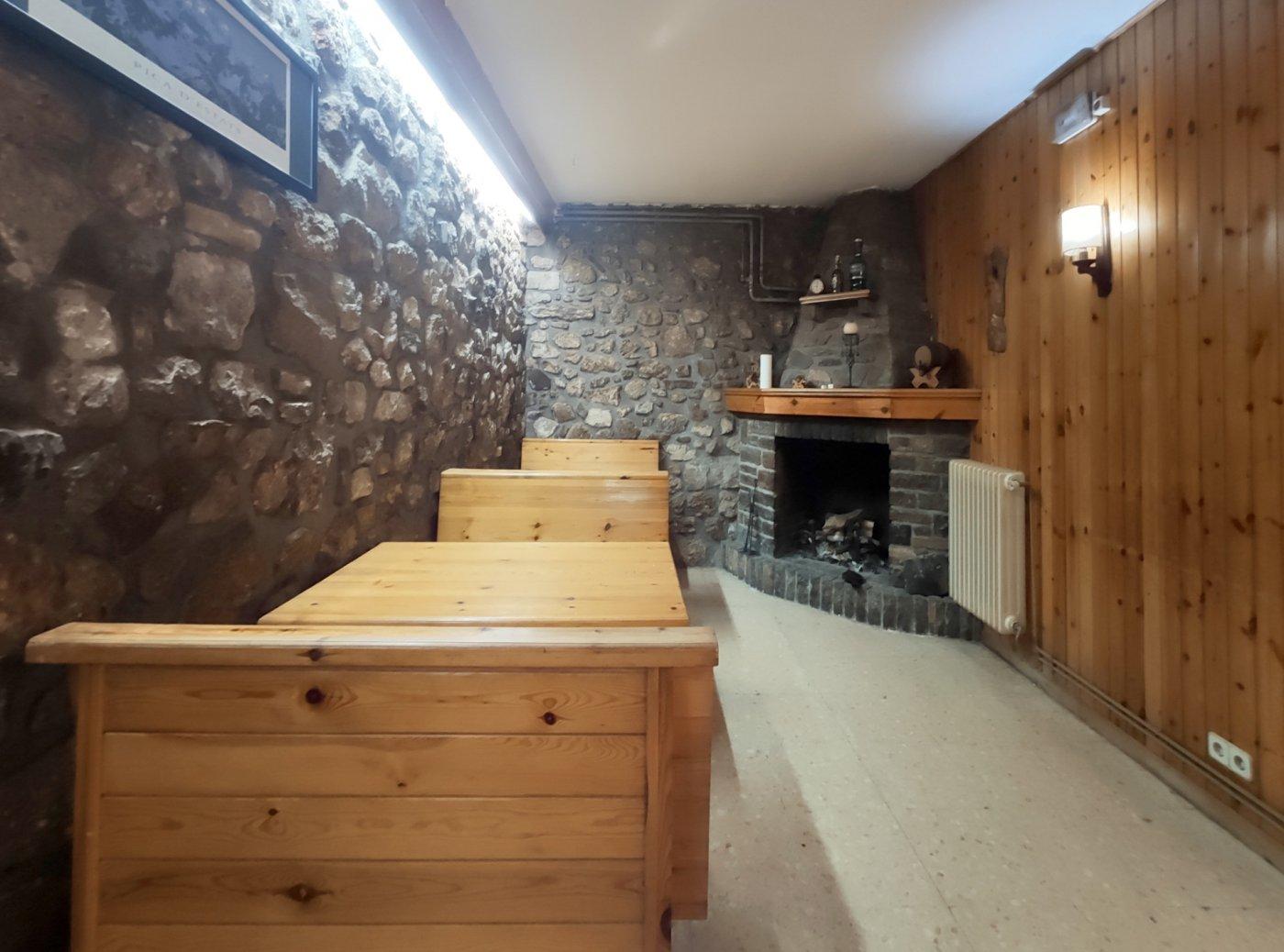 Building for Sale in Soriguera