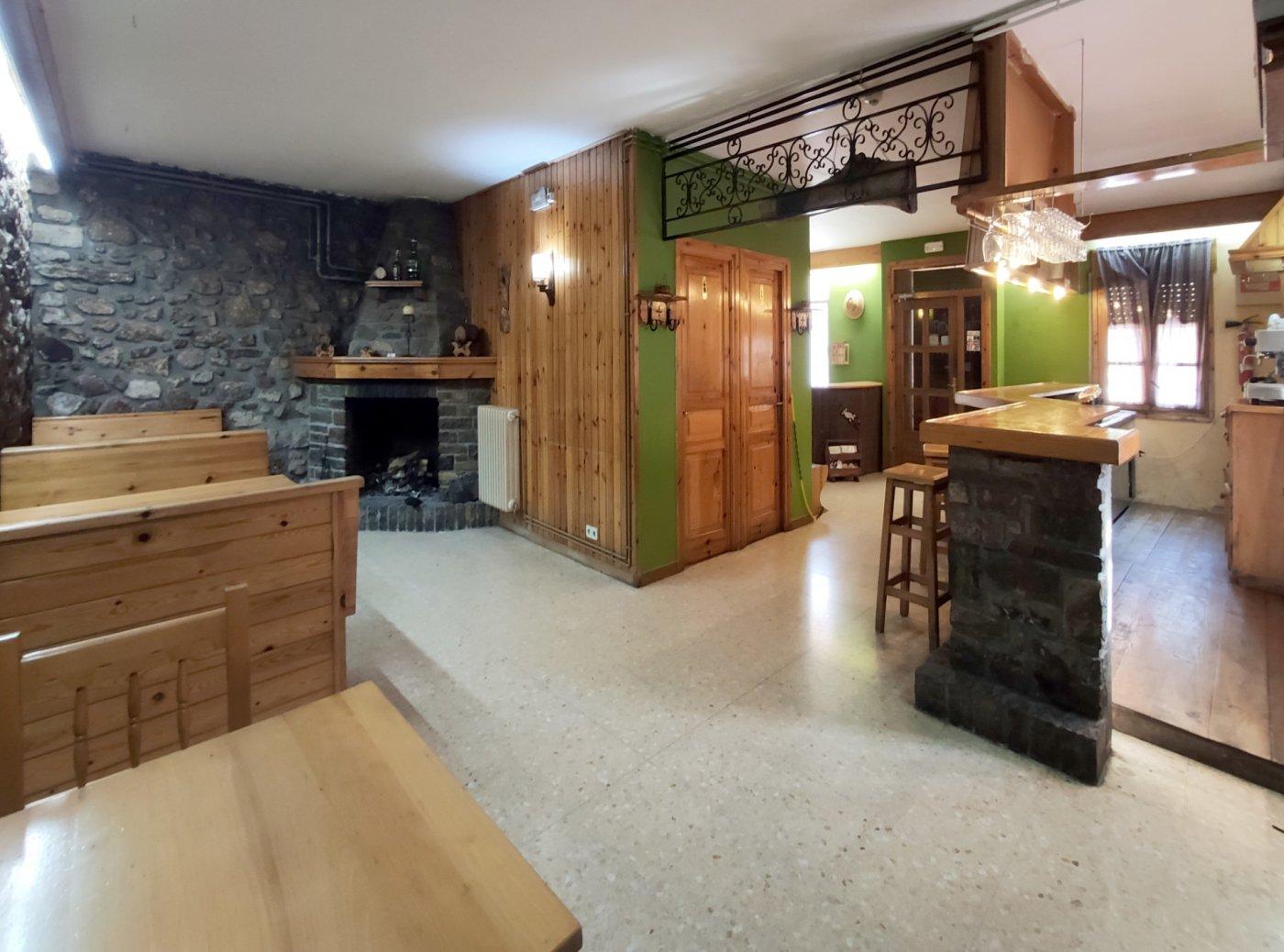 Building for Sale in Soriguera