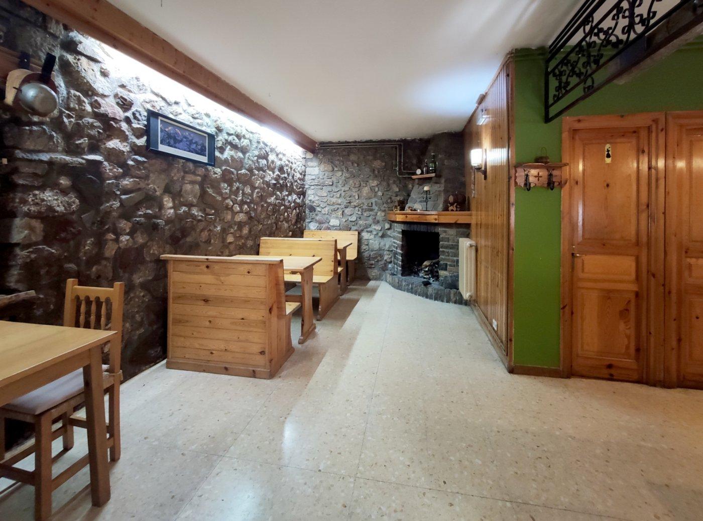Building for Sale in Soriguera