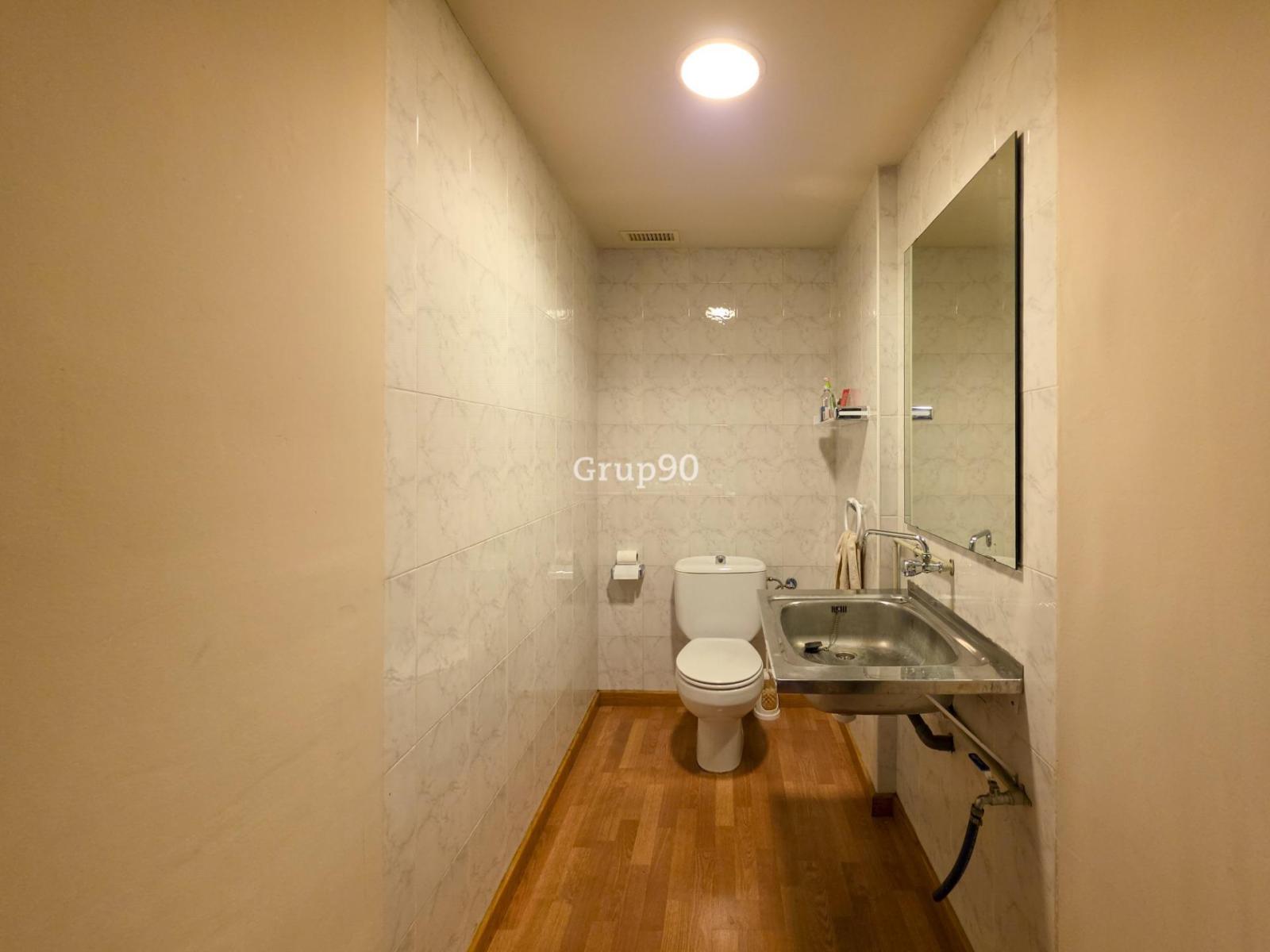 Premise for Sale in Lleida