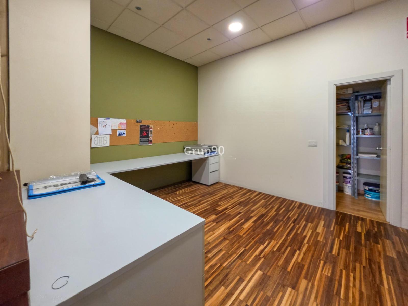 Premise for Sale in Lleida