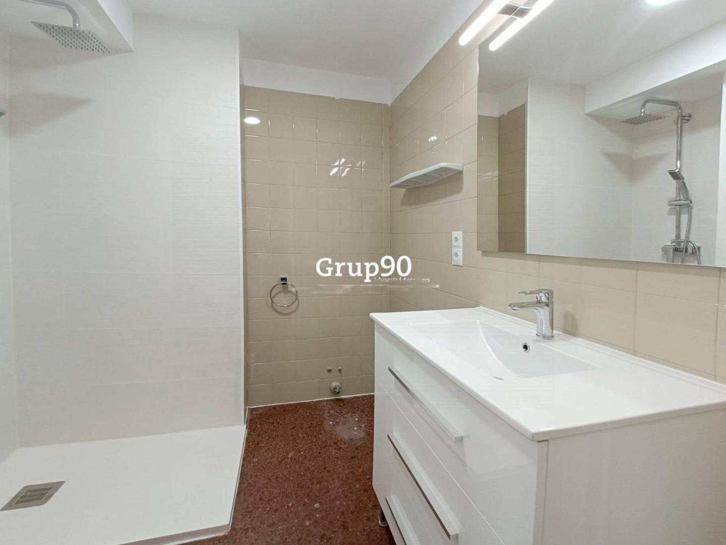Flat for Sale in Lleida