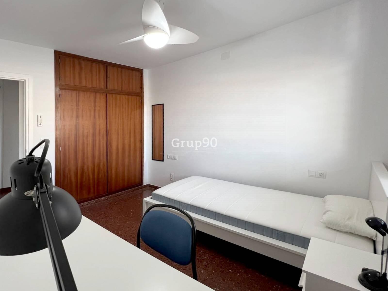 Flat for Sale in Lleida