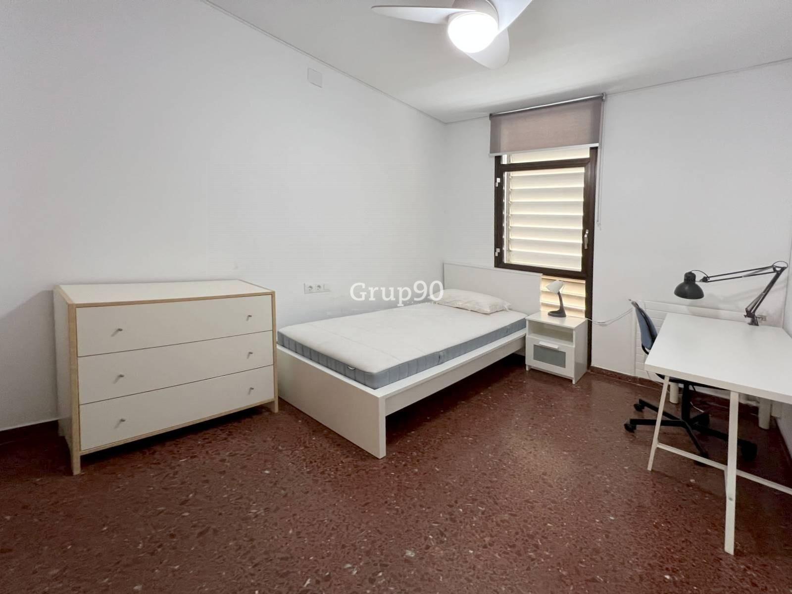 Flat for Sale in Lleida
