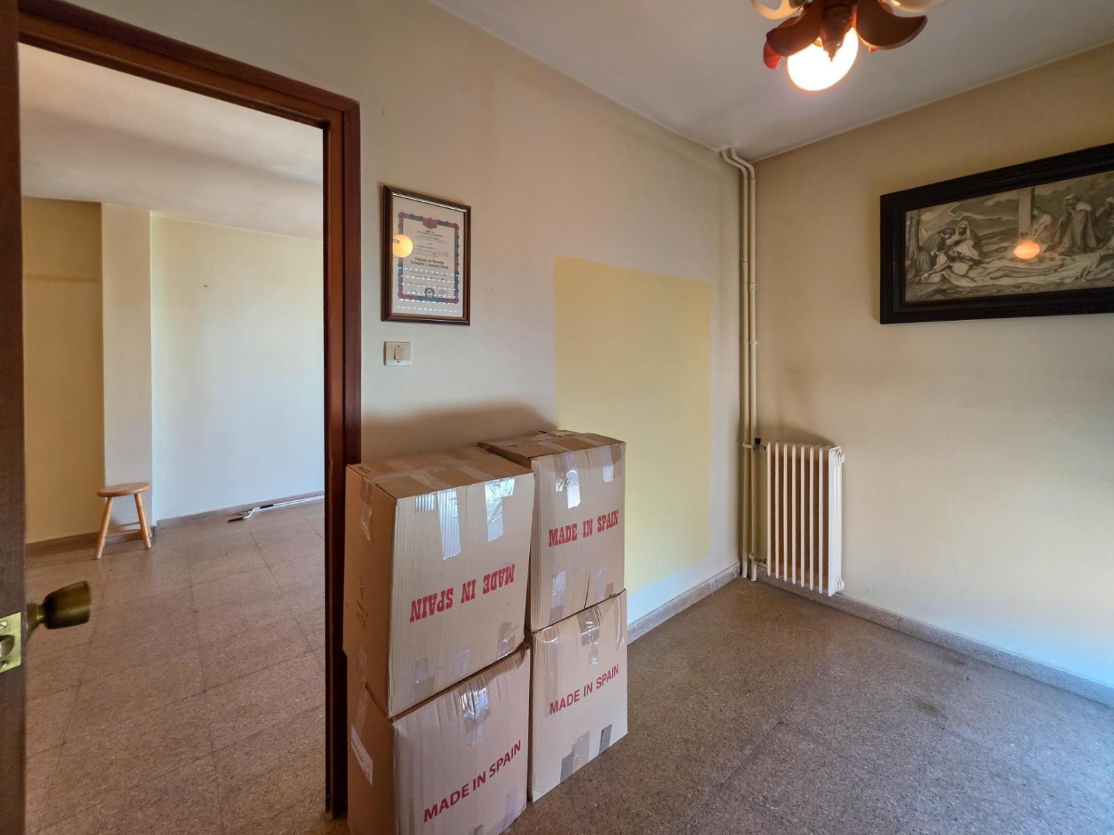 Flat for Sale in Lleida