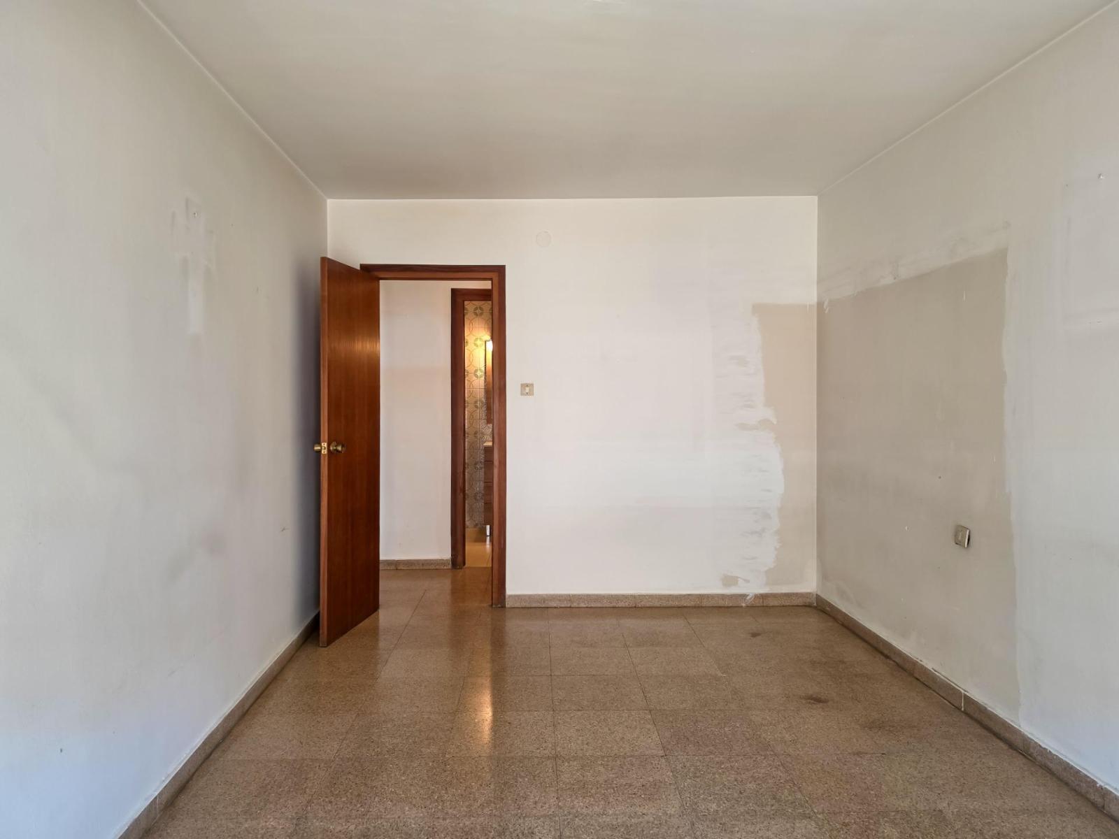 Flat for Sale in Lleida
