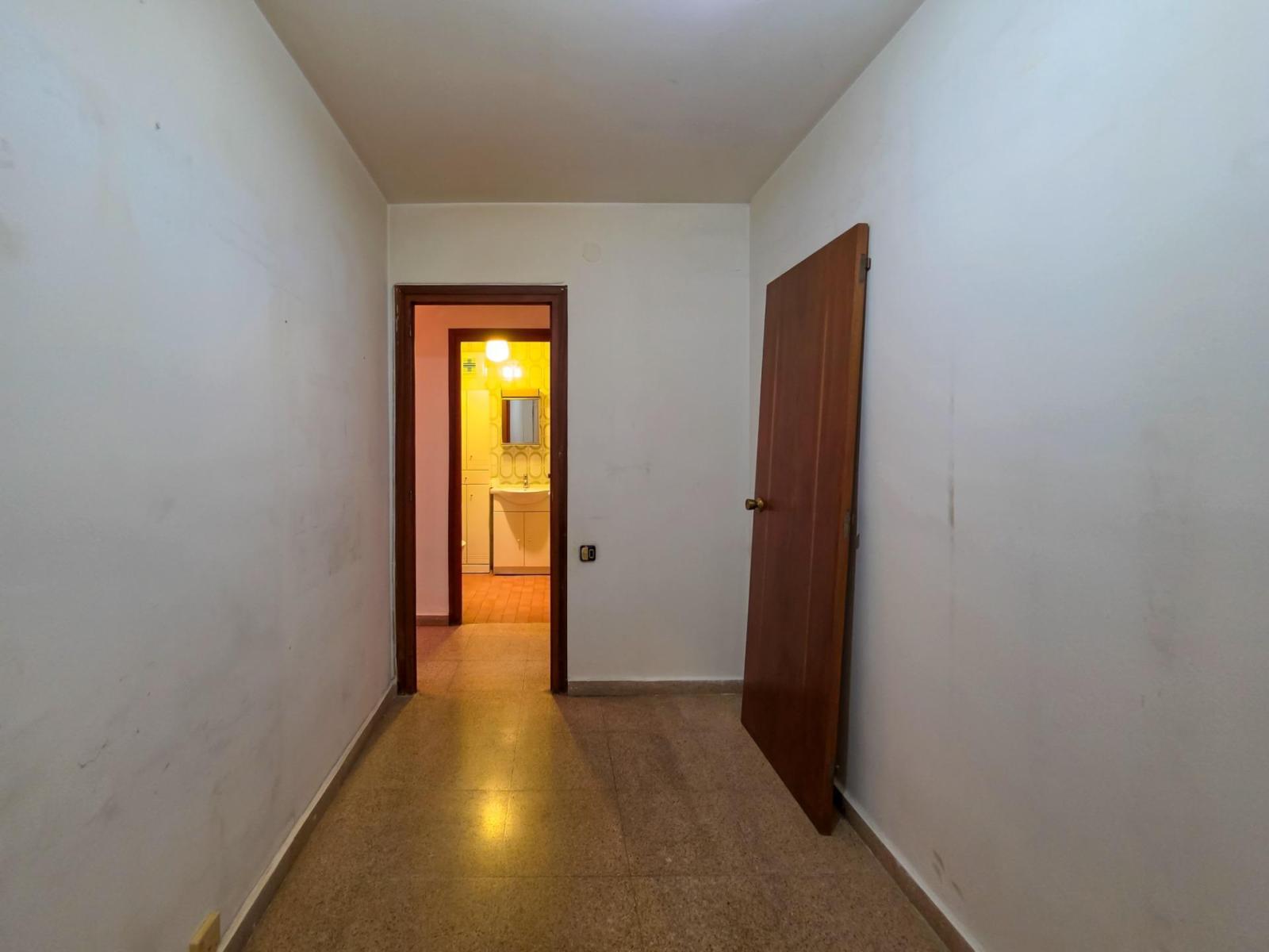 Flat for Sale in Lleida