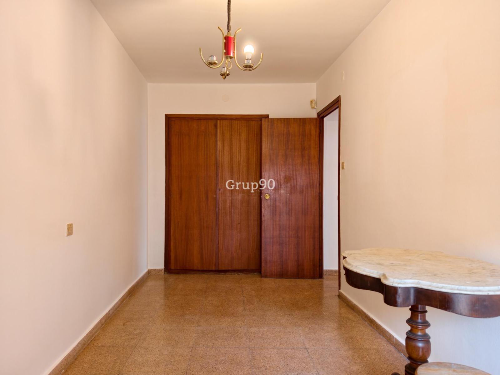 Flat for Sale in Lleida