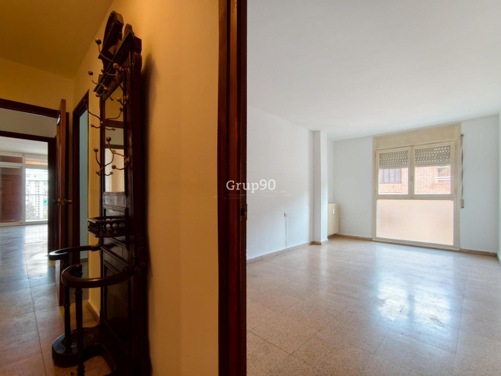 Flat for Sale in Lleida