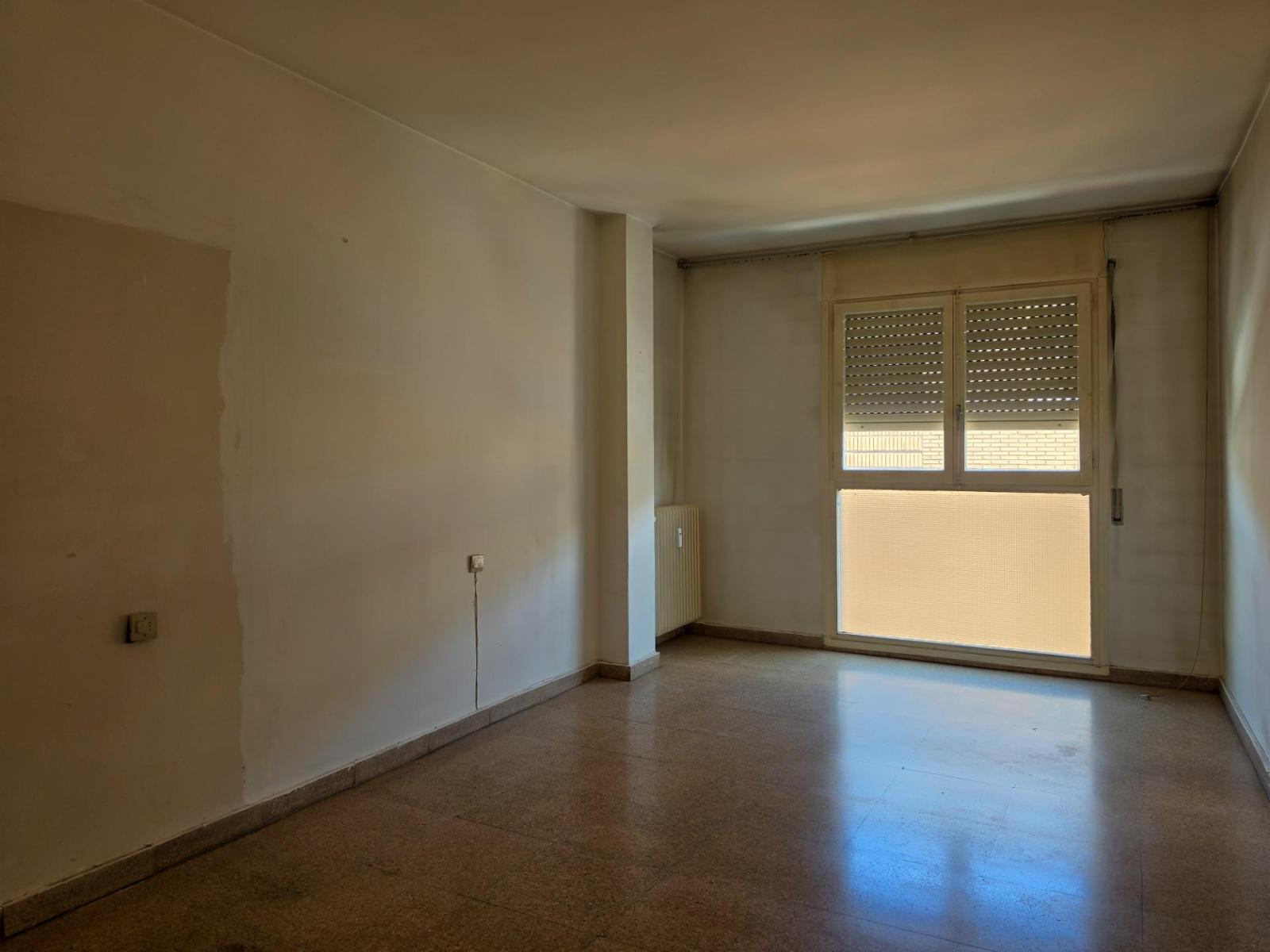 Flat for Sale in Lleida