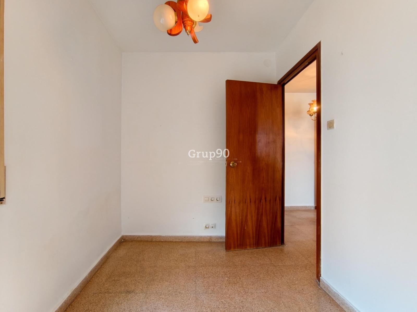 Flat for Sale in Lleida