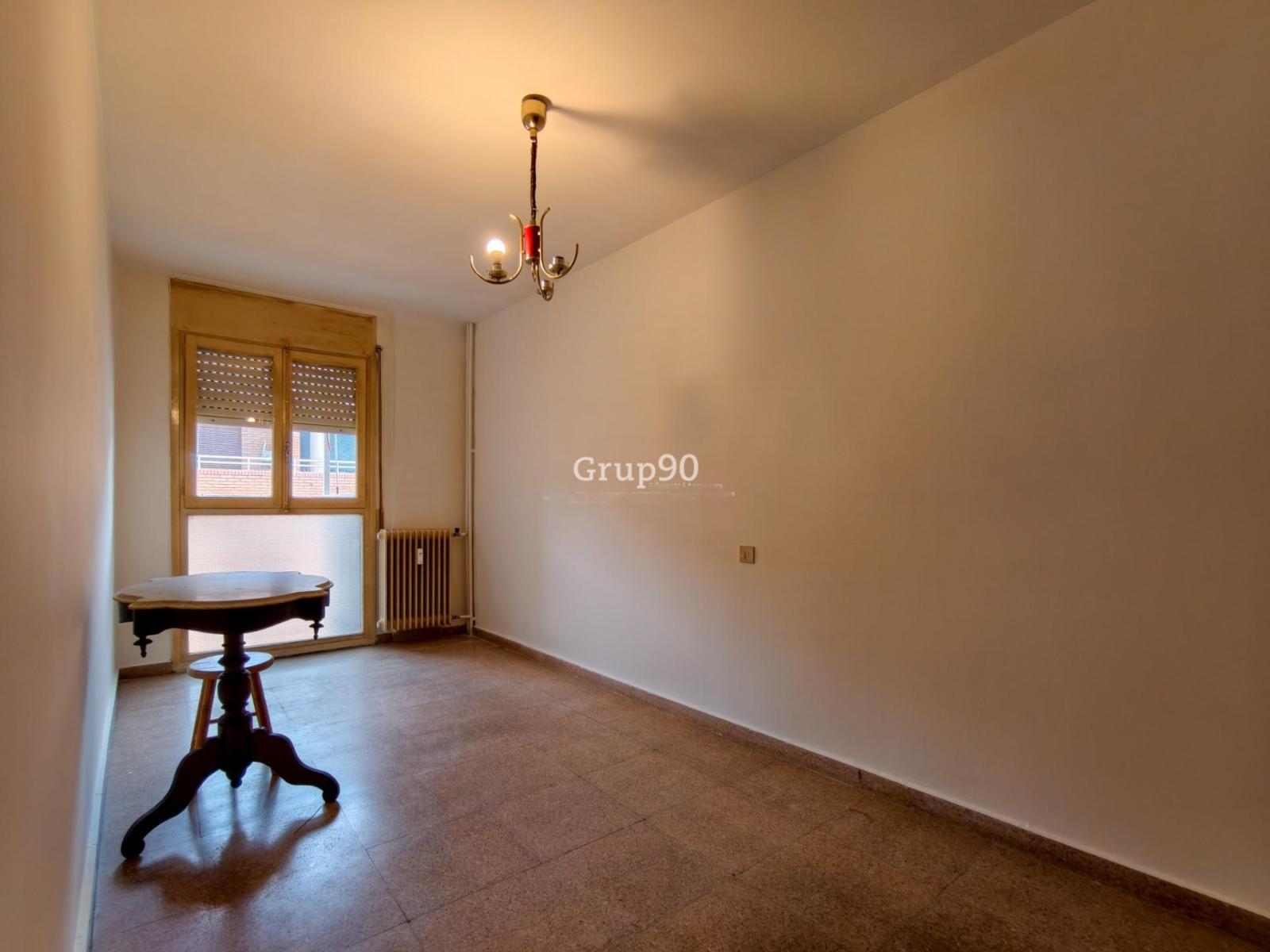 Flat for Sale in Lleida