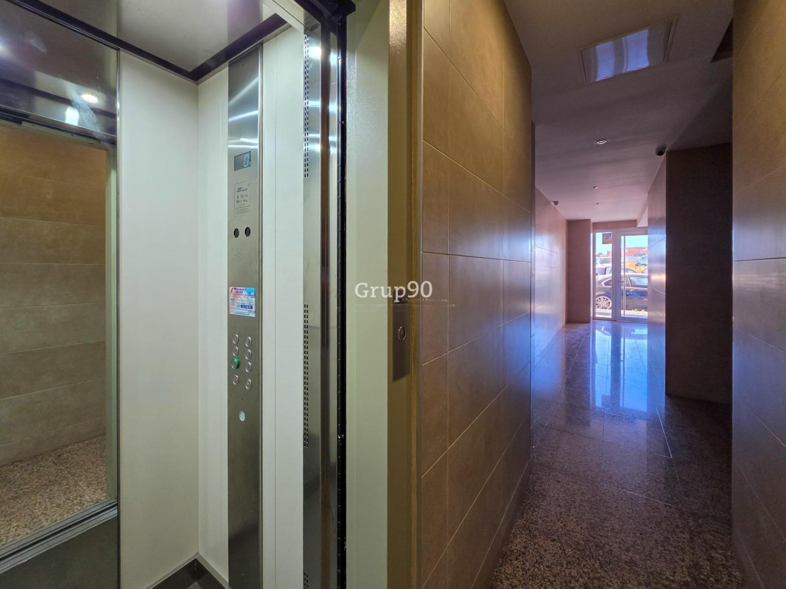 Flat for Sale in Lleida