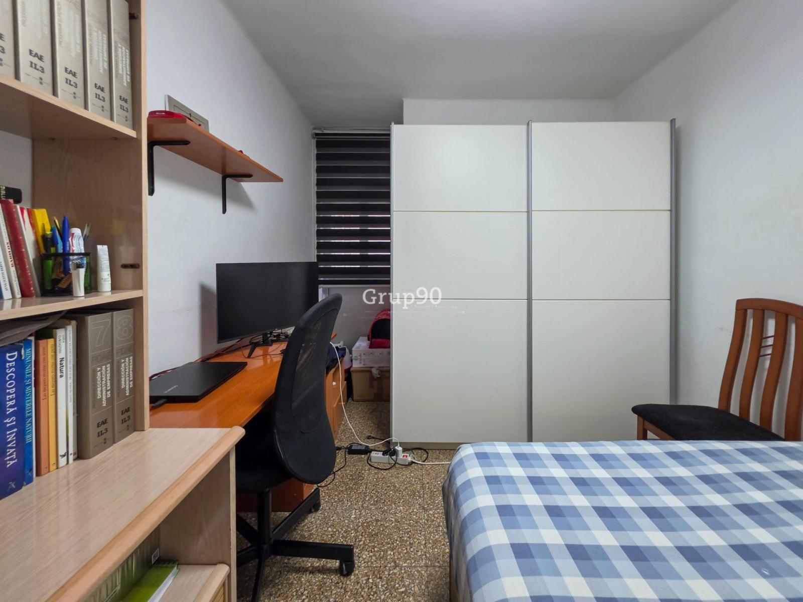 Flat for Sale in Lleida