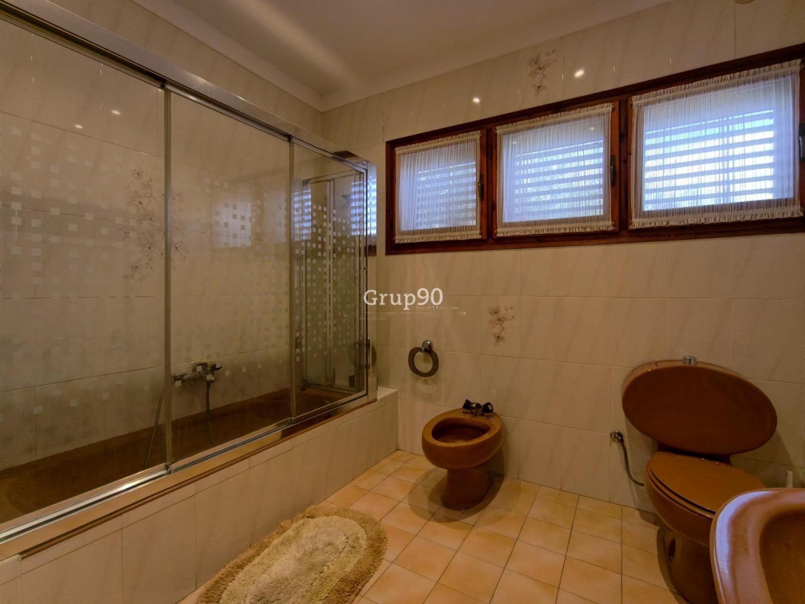 Chalet for Sale in Alpicat