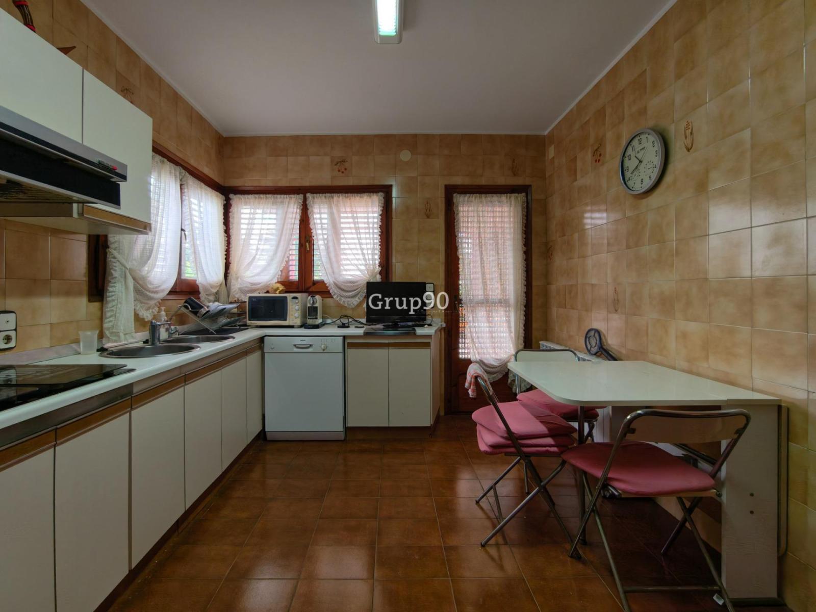 Chalet for Sale in Alpicat