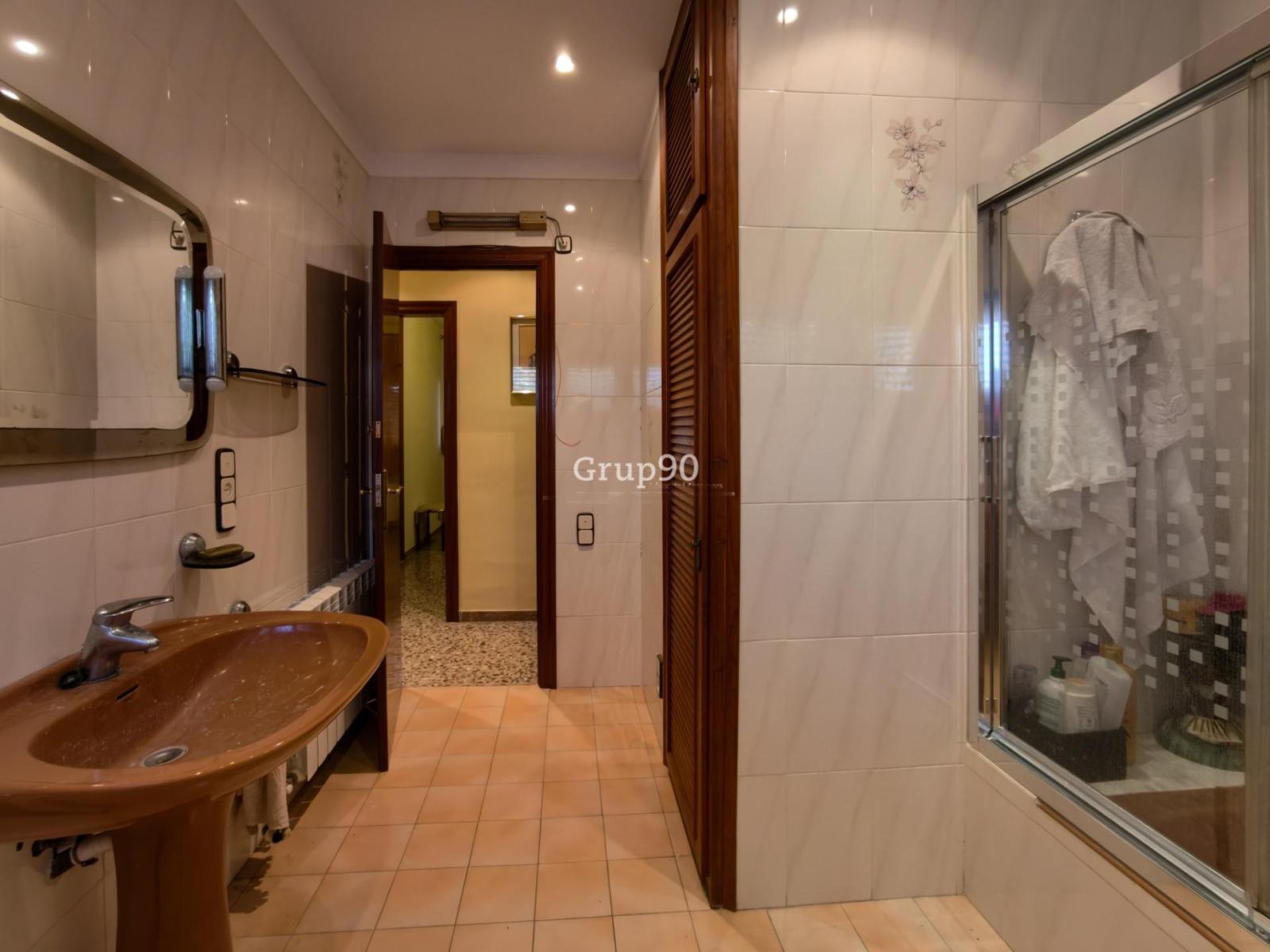 Chalet for Sale in Alpicat
