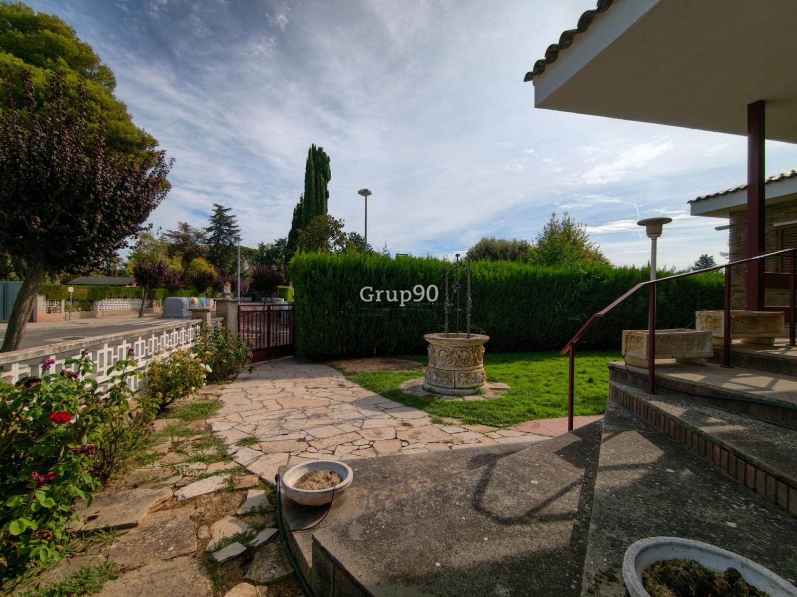 Chalet for Sale in Alpicat