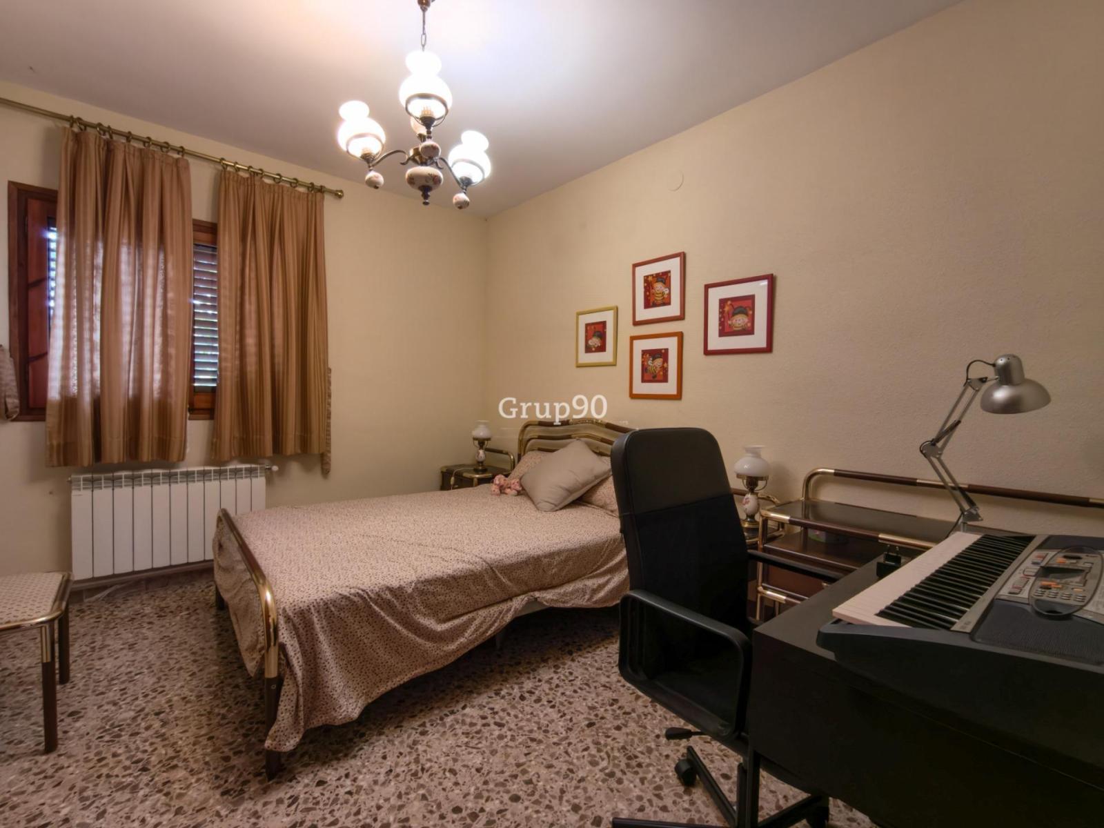 Chalet for Sale in Alpicat