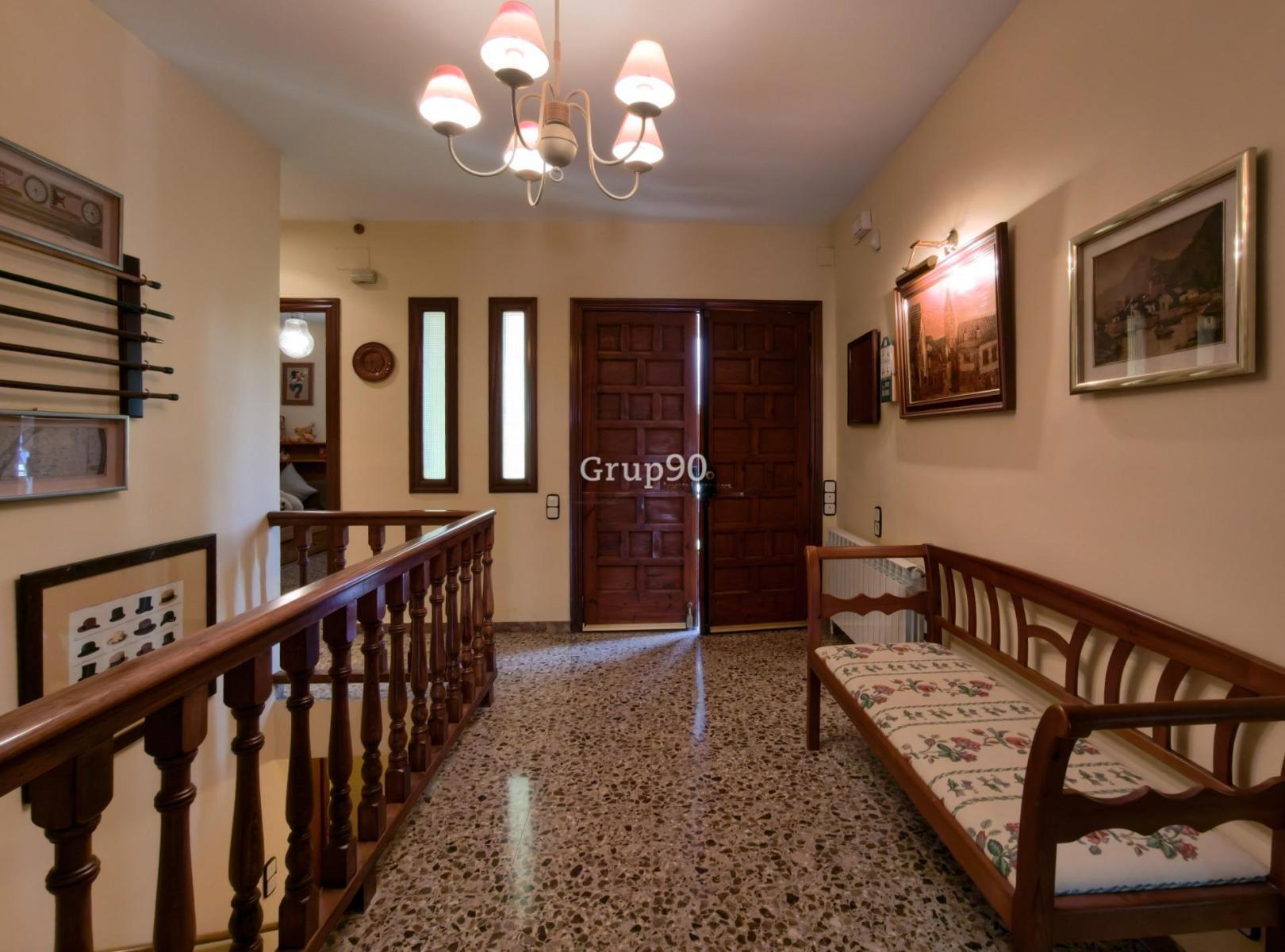 Chalet for Sale in Alpicat
