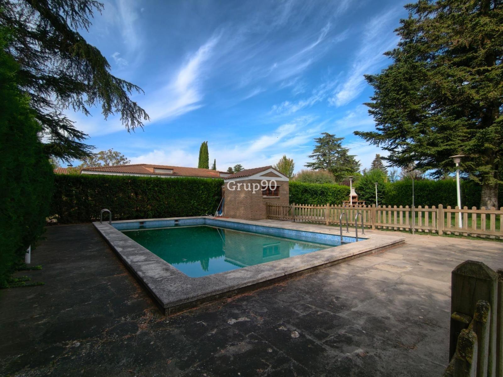 Chalet for Sale in Alpicat