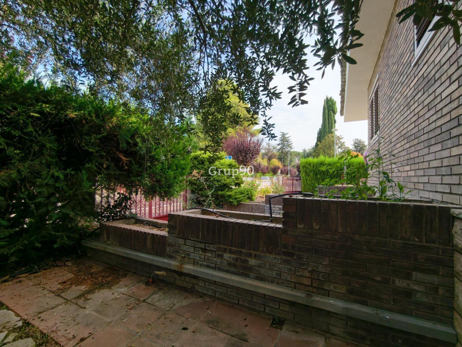 Chalet for Sale in Alpicat