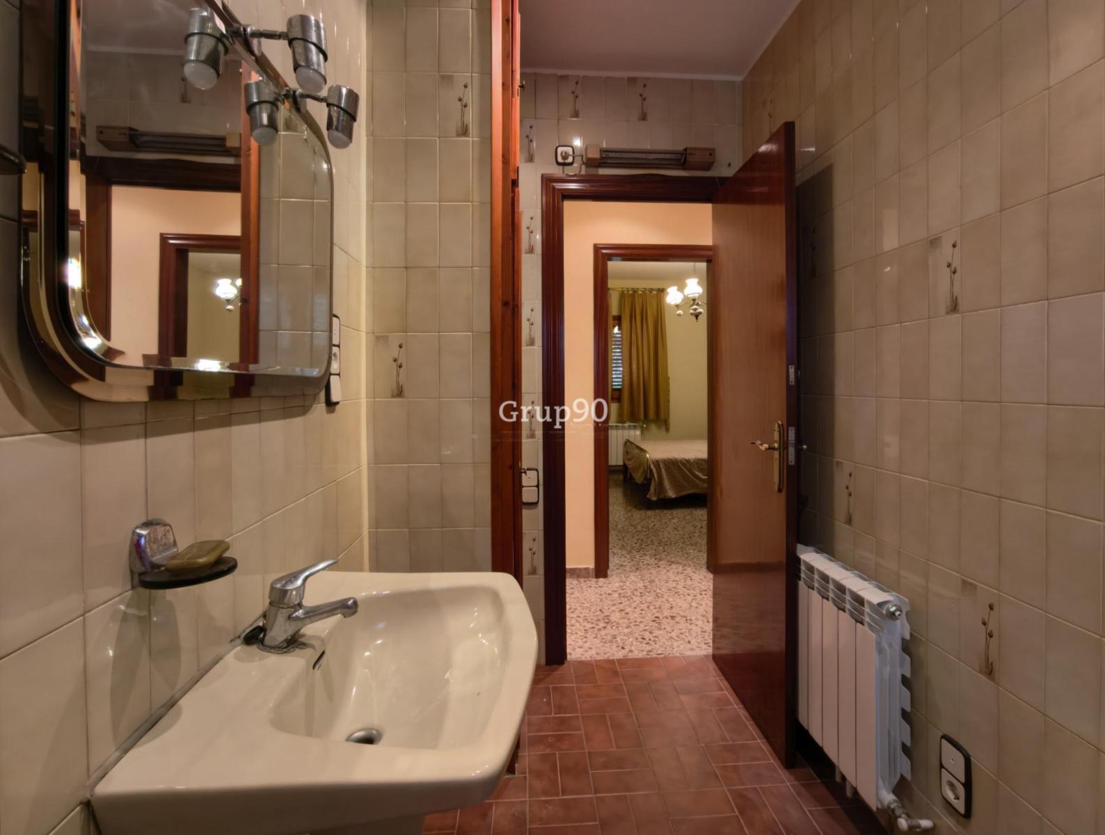 Chalet for Sale in Alpicat