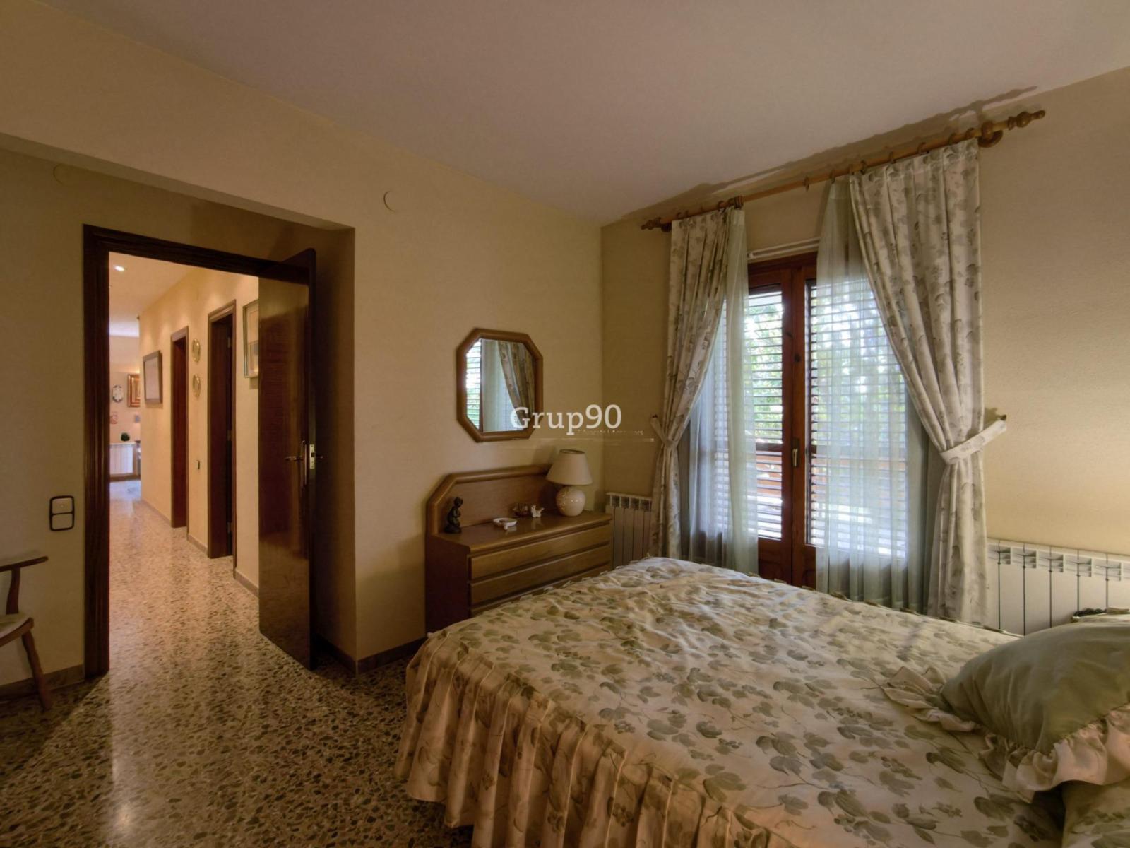 Chalet for Sale in Alpicat