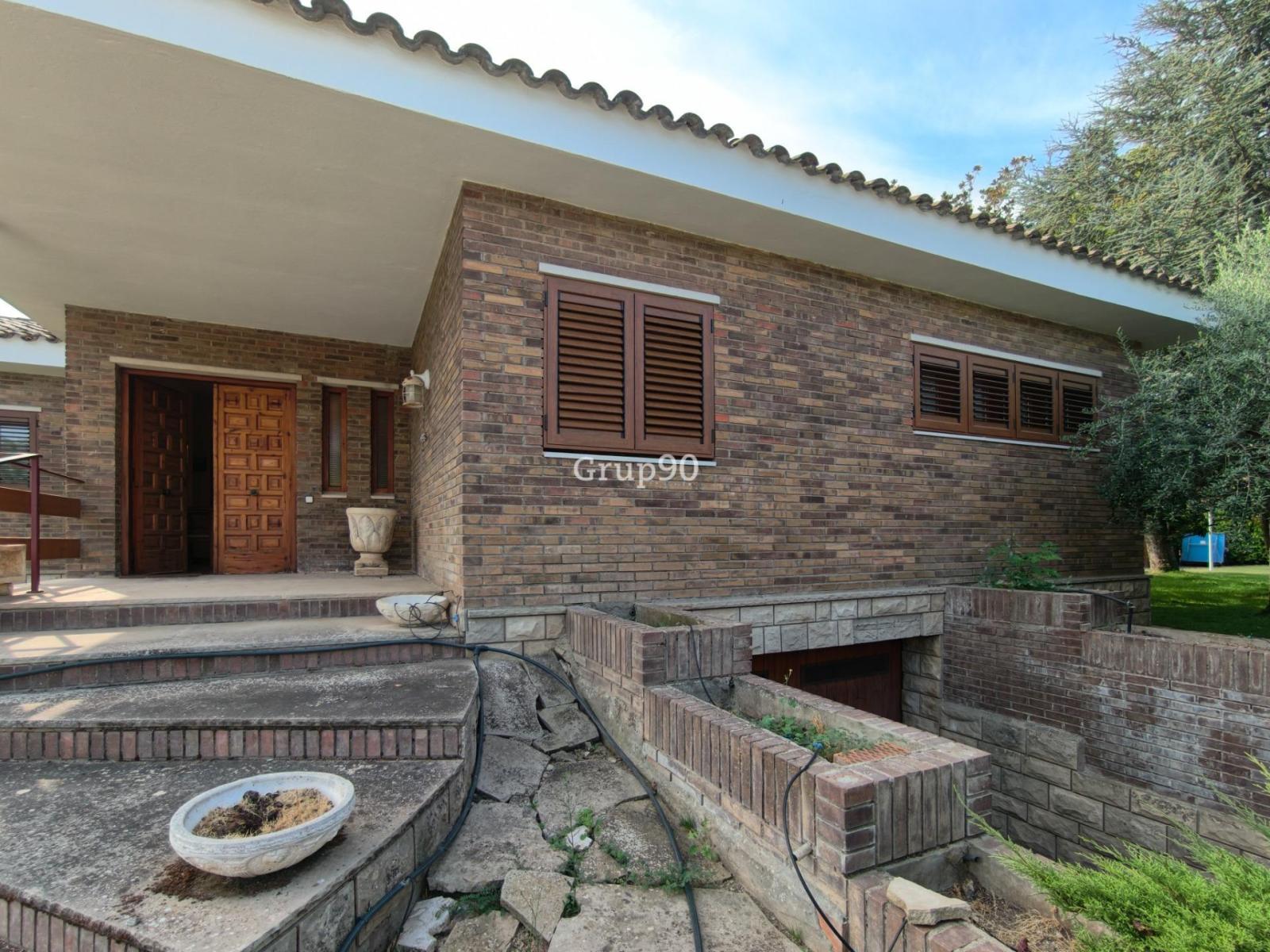 Chalet for Sale in Alpicat