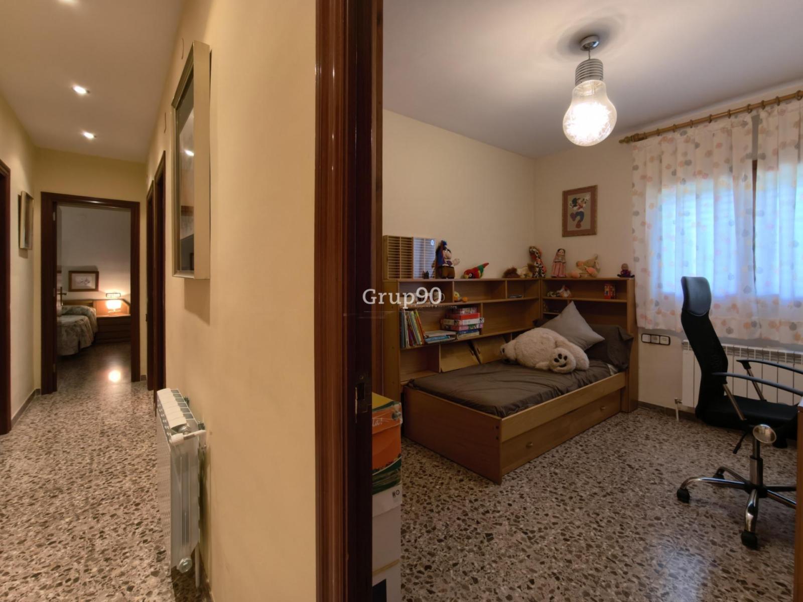 Chalet for Sale in Alpicat