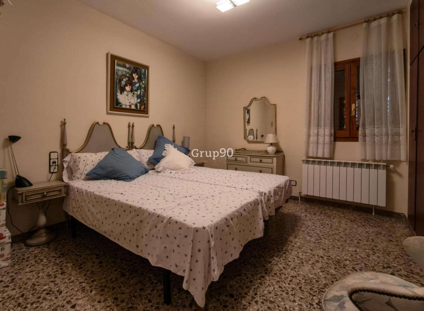 Chalet for Sale in Alpicat