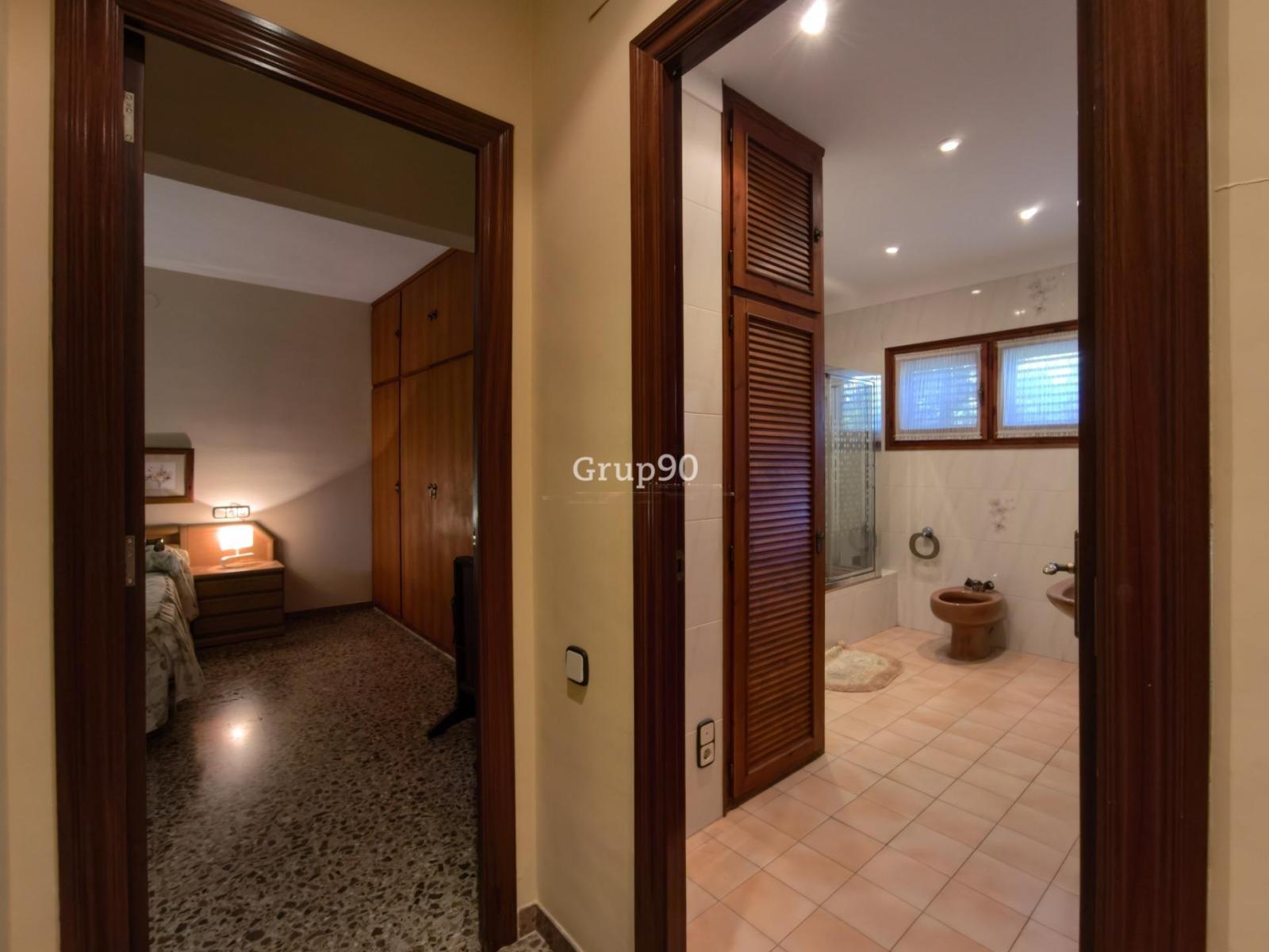 Chalet for Sale in Alpicat