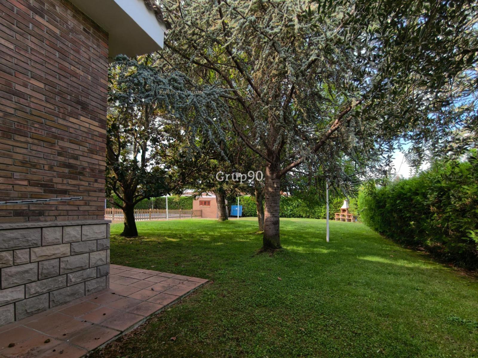 Chalet for Sale in Alpicat