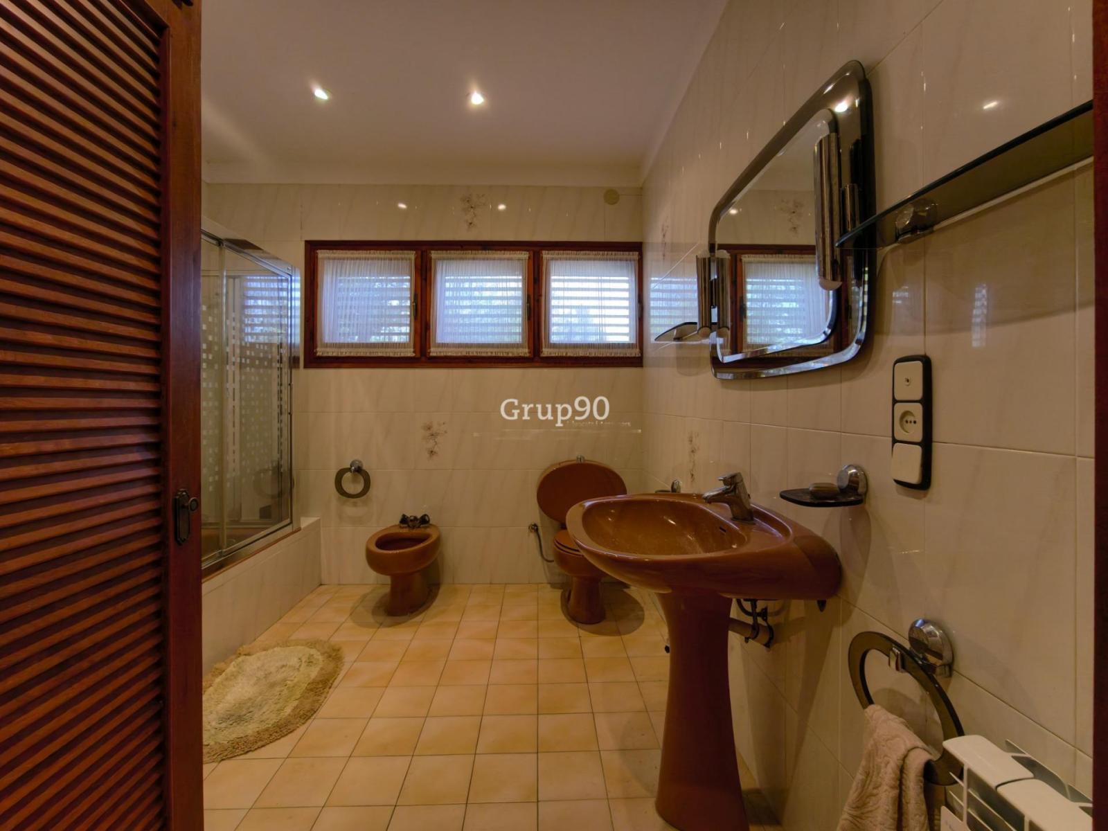 Chalet for Sale in Alpicat