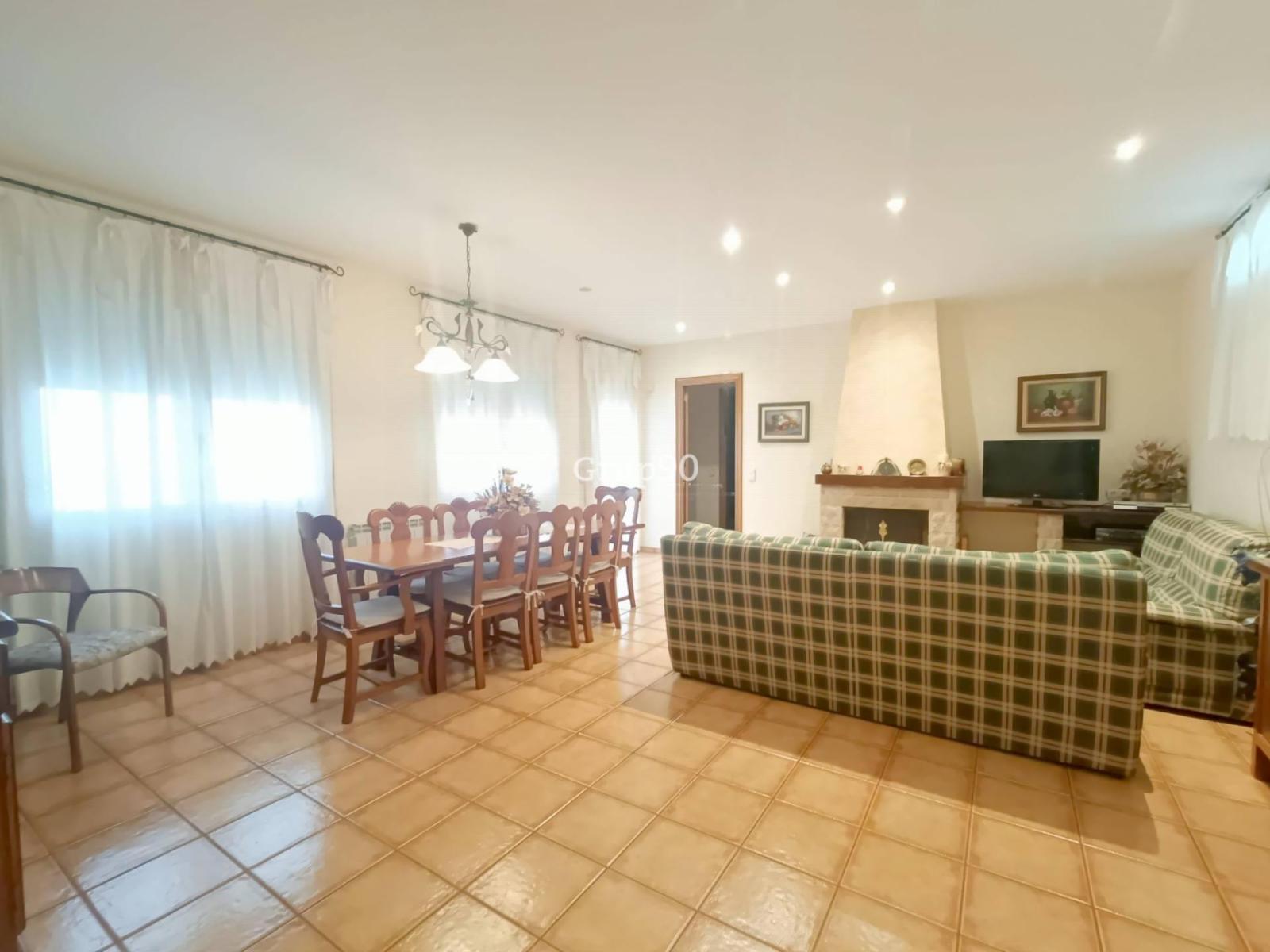 Flat for Sale in Lleida