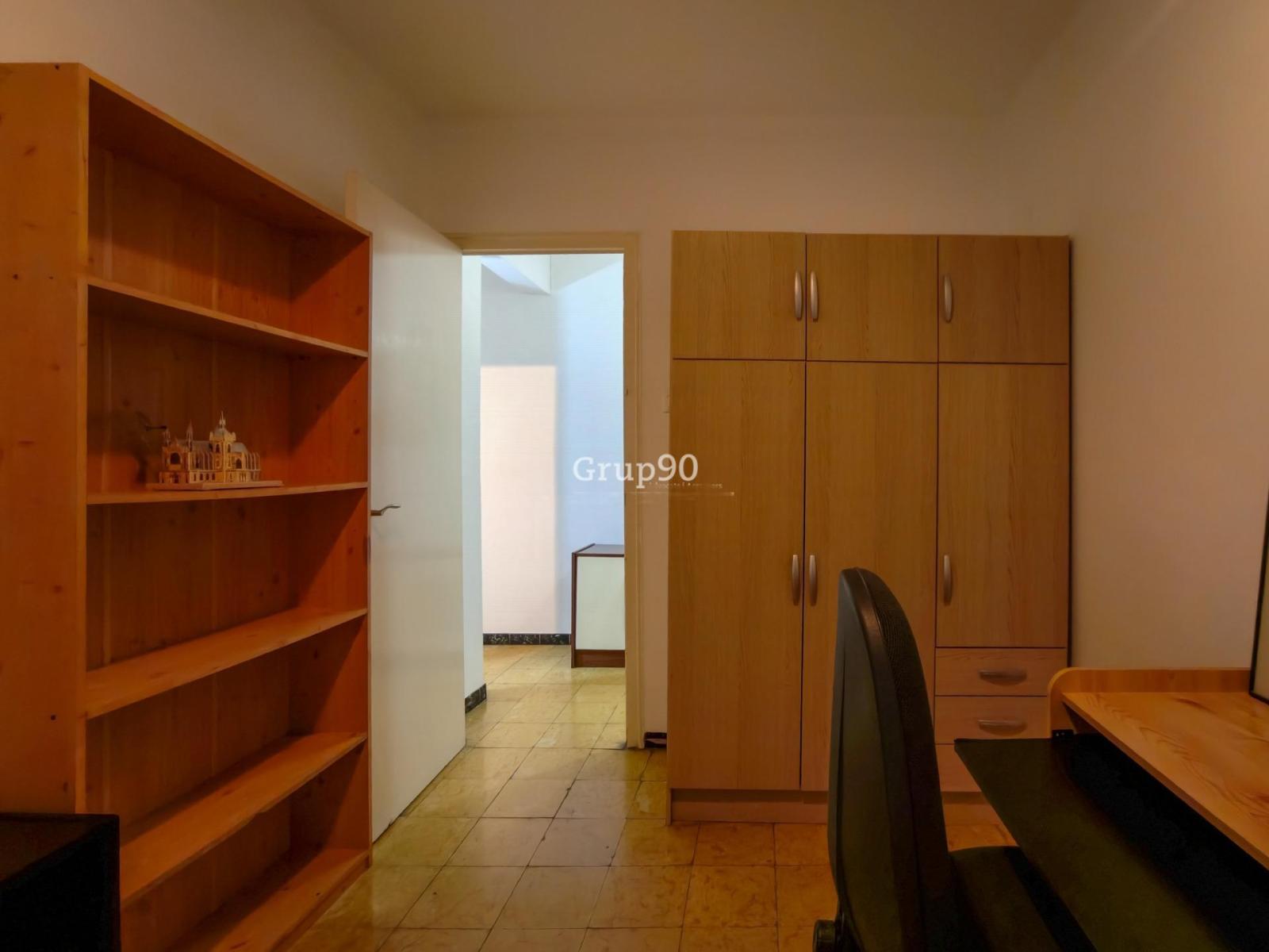 Flat for Sale in Lleida