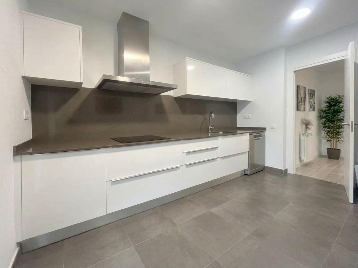 Flat for Sale in Lleida