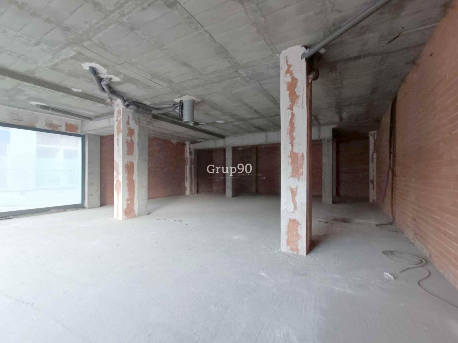 Premise for Sale in Lleida