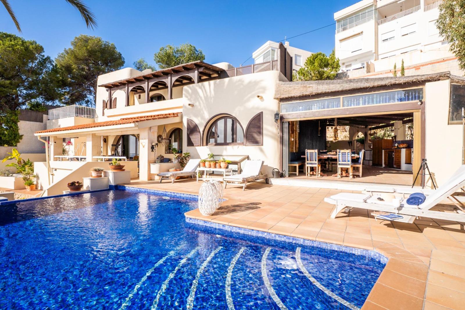 Villa for Sale in Villajoyosa
