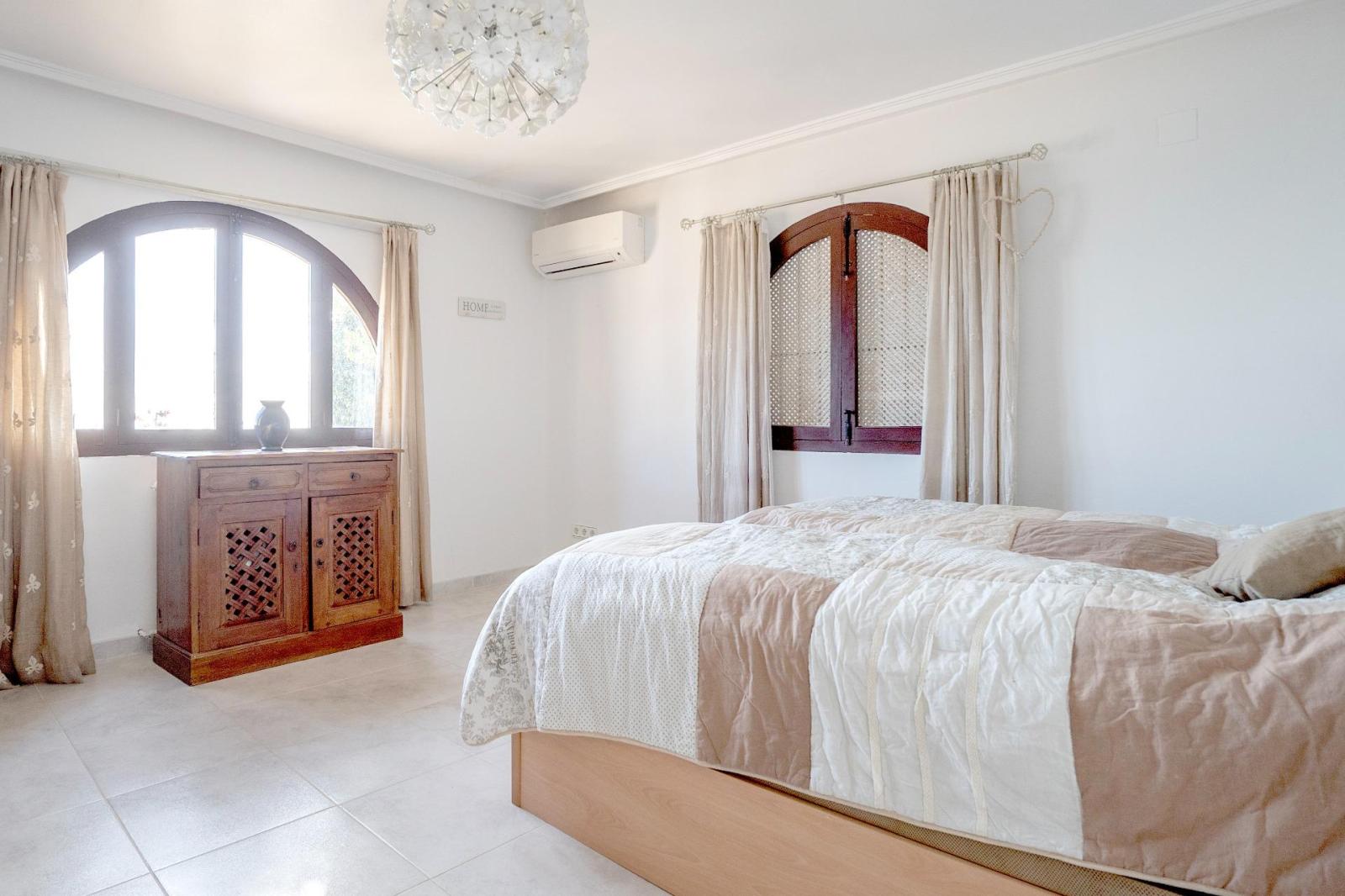 Villa for Sale in Villajoyosa