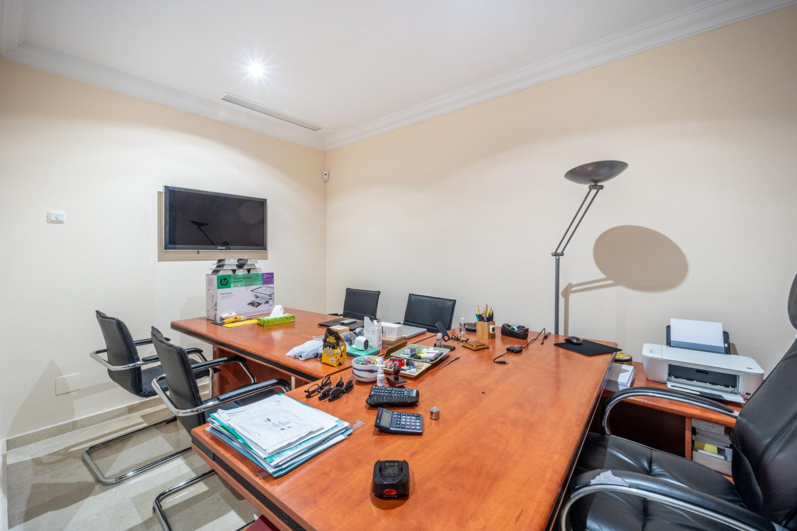 Villa for Sale in Istán