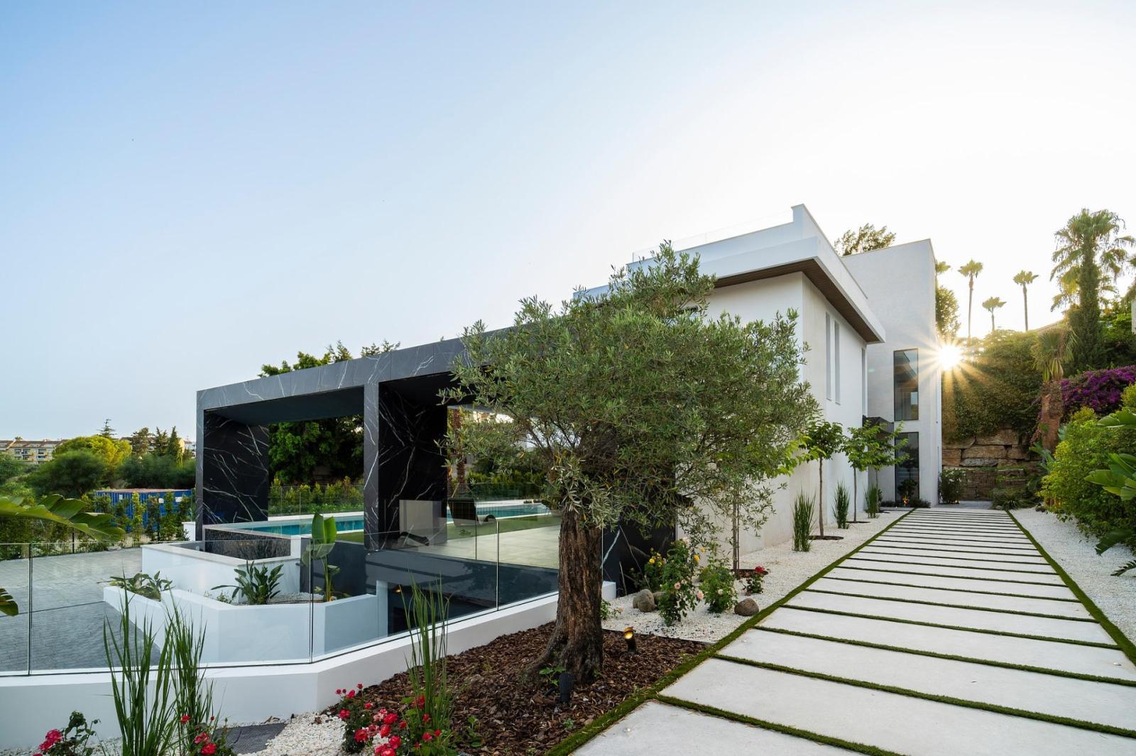 Villa for Sale in Benahavís