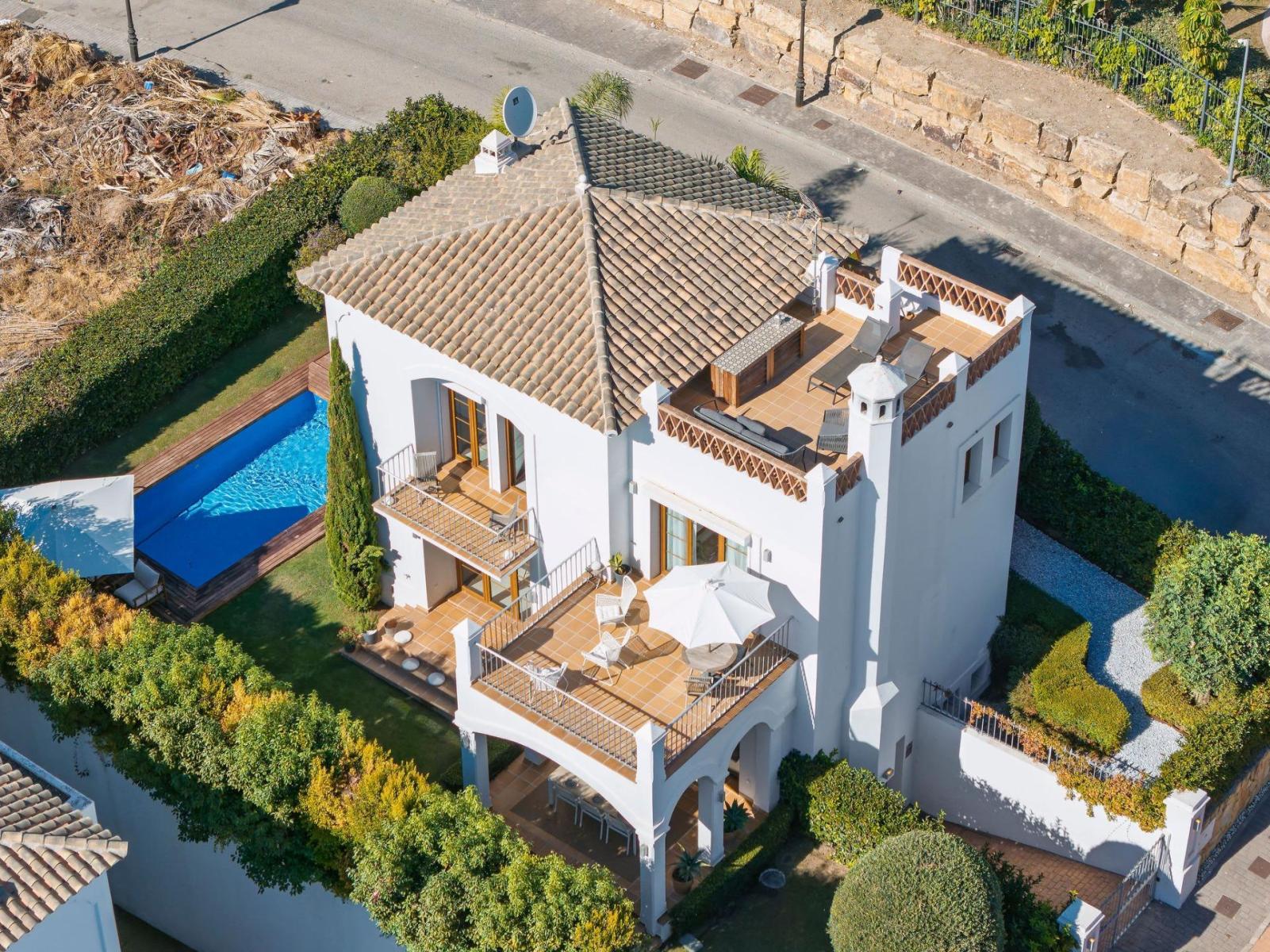 Villa for Sale in Estepona